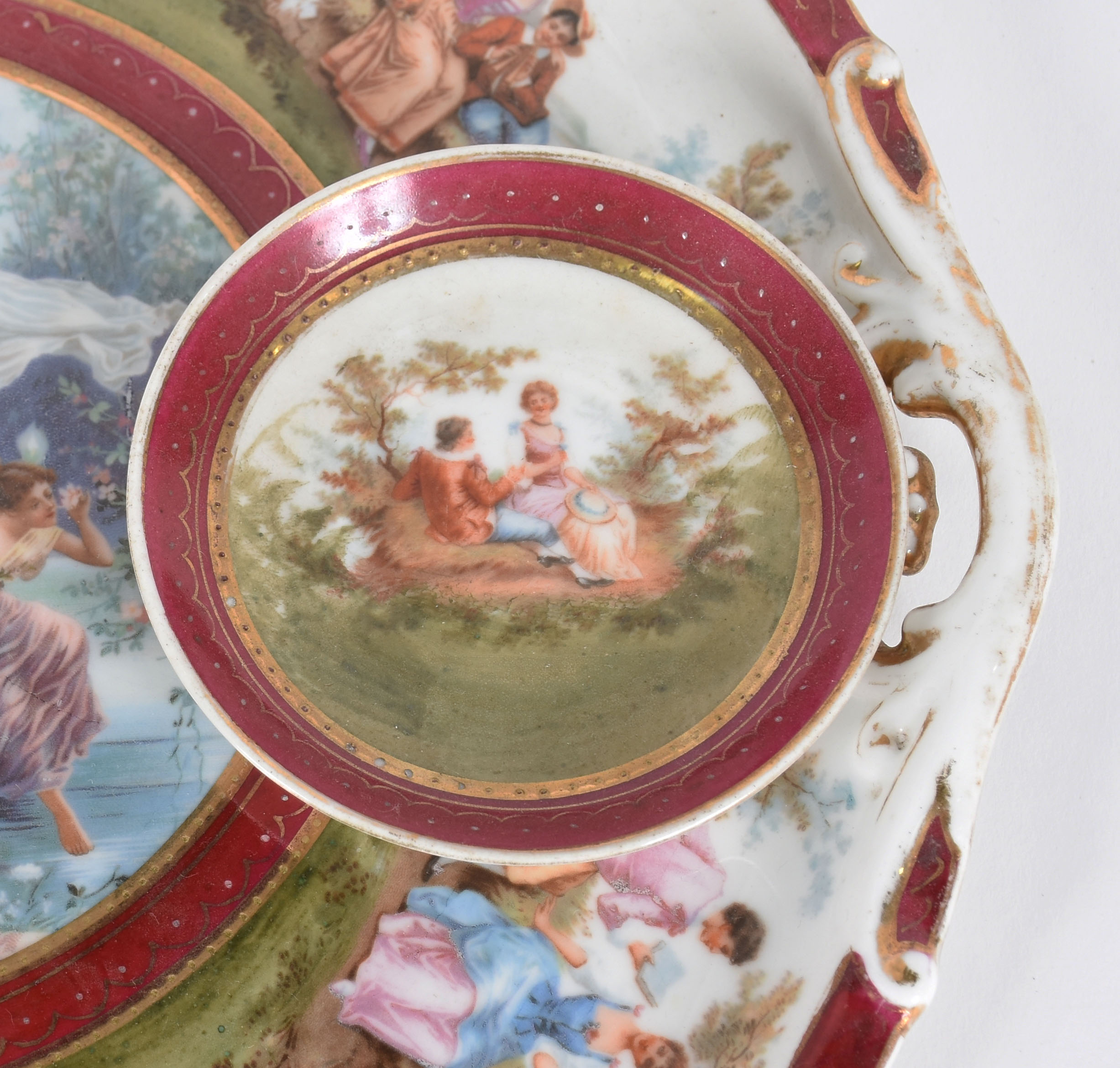 Tête-a-tête de porcelana Austríaca velho Viena sendo : 4 xícaras com... - foto 4 de 7