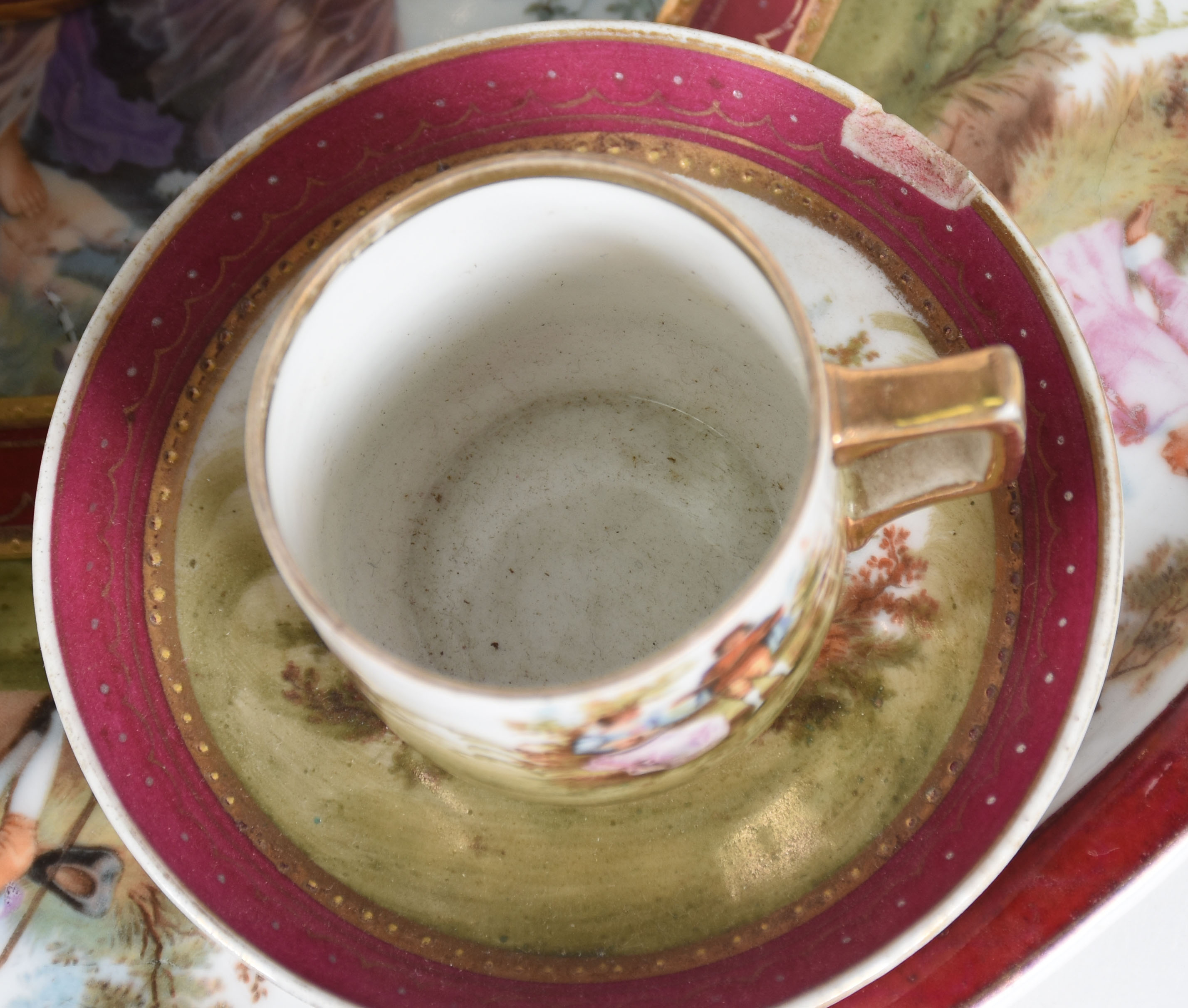 Tête-a-tête de porcelana Austríaca velho Viena sendo : 4 xícaras com... - foto 5 de 7