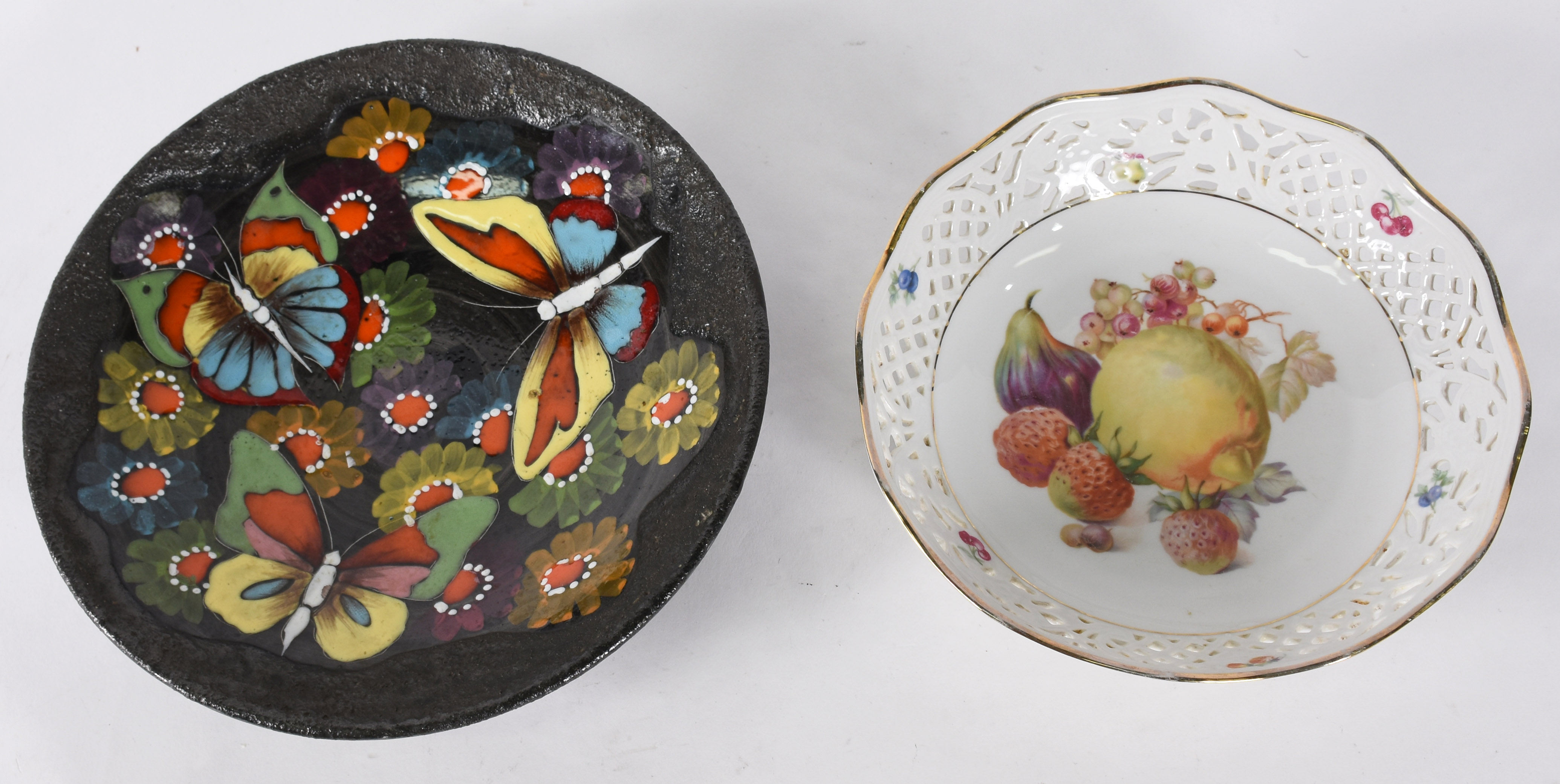 Duas fruteiras de porcelana, 1 da Bavária e 1 Européia. - foto 1 de 5
