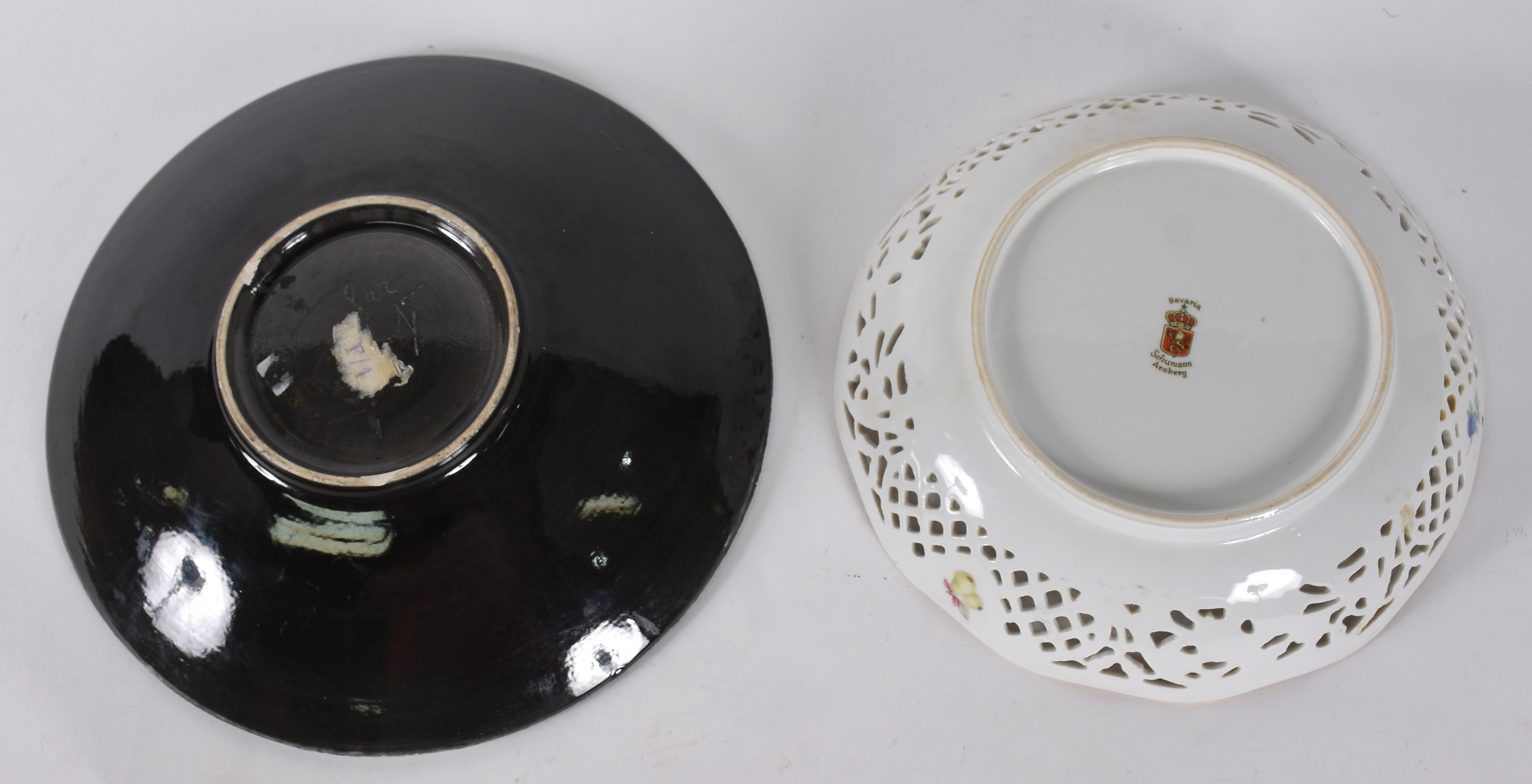 Duas fruteiras de porcelana, 1 da Bavária e 1 Européia. - foto 3 de 5