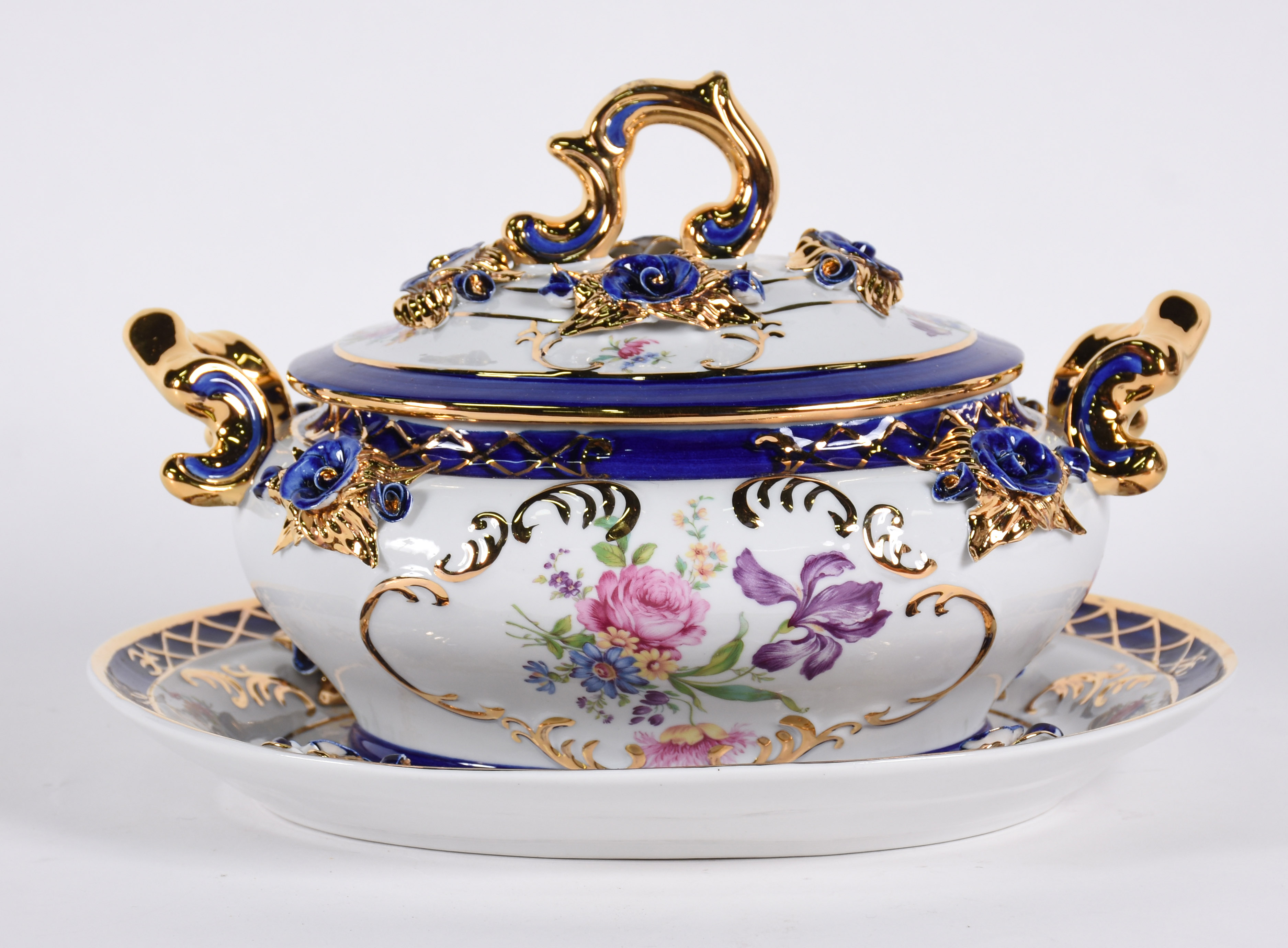 Sopeira com presentoir de porcelana portuguesa Myrtus. - foto 1 de 5