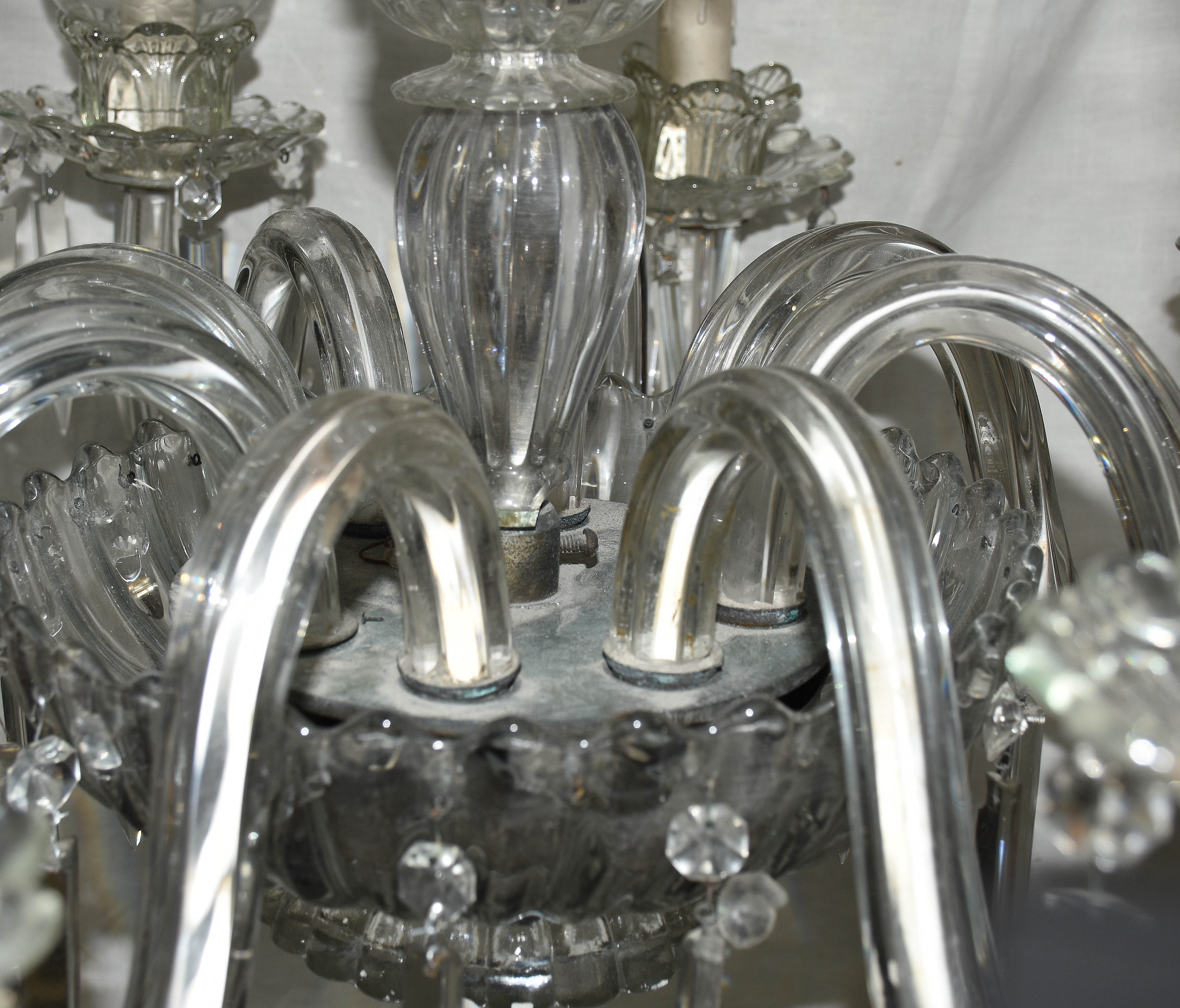 Lustre de cristal para 8 luzes, pingentes lapidados, mangas lavradas... - foto 3 de 4
