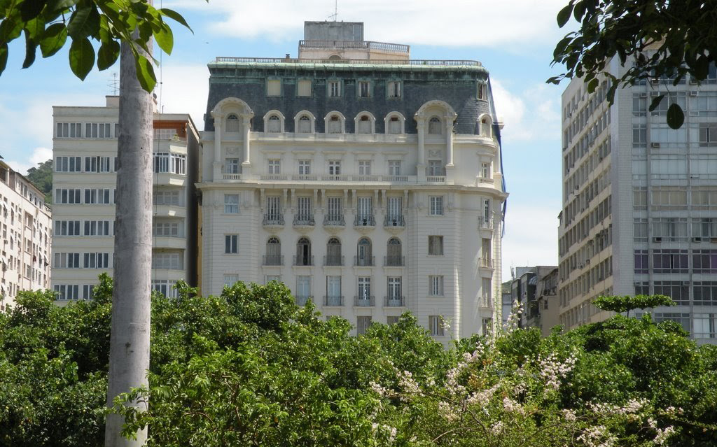 Apartamento - Joia da arquitetura Francesa no Rio de Janeiro... - foto 1 de 10