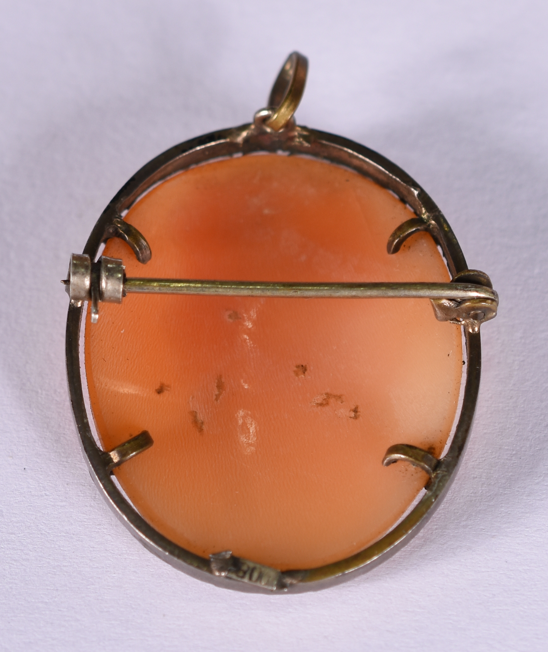 Broche Camafeu com armação de prata contrastada. - foto 3 de 4