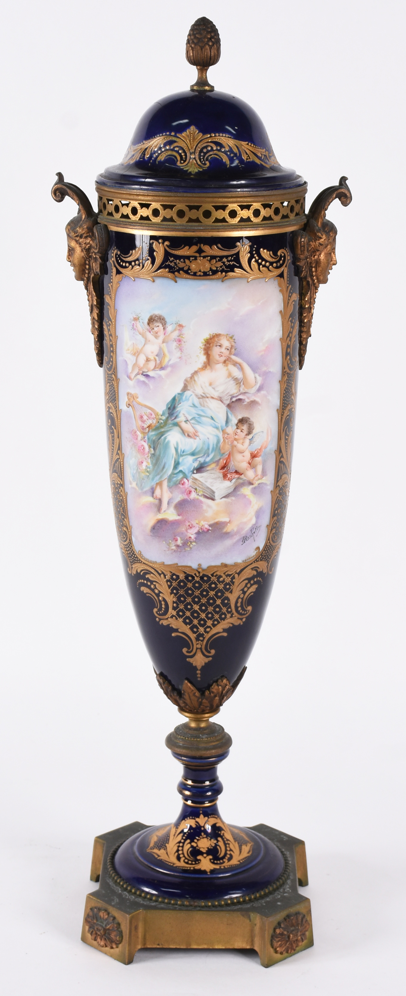 Ânfora de porcelana francesa de Sèvres na cor azul cobalto, de uma... - foto 3 de 8