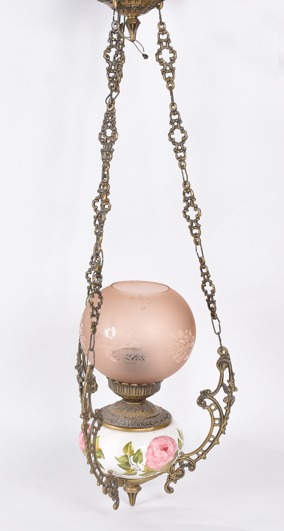 Lustre de cerâmica e manga feitio " bola" de vidro rosado, correntes... - foto 2 de 4