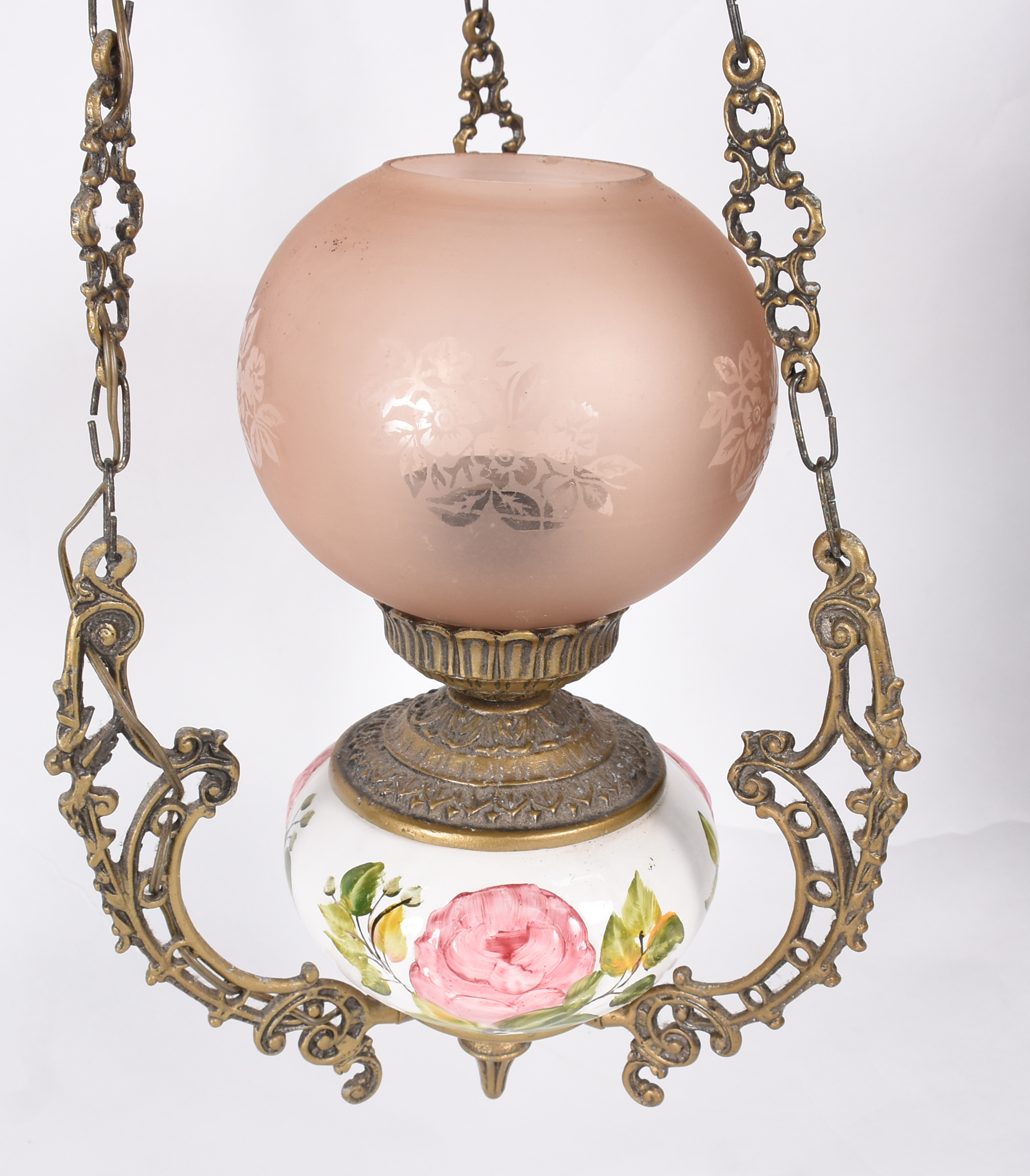 Lustre de cerâmica e manga feitio " bola" de vidro rosado, correntes... - foto 3 de 4