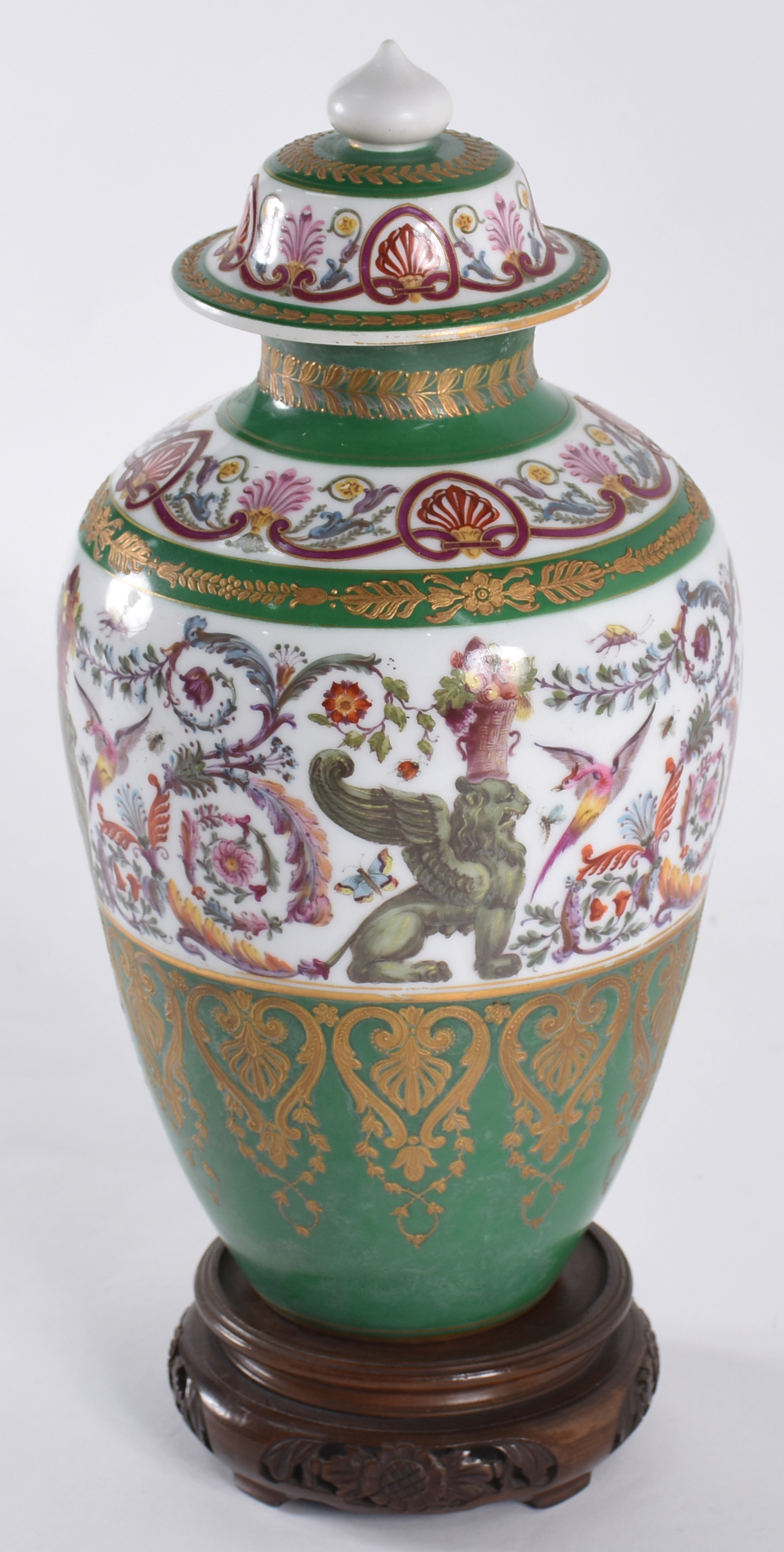 Potiche de porcelana francesa de Sévres, fundo verde ricamente... - foto 2 de 6