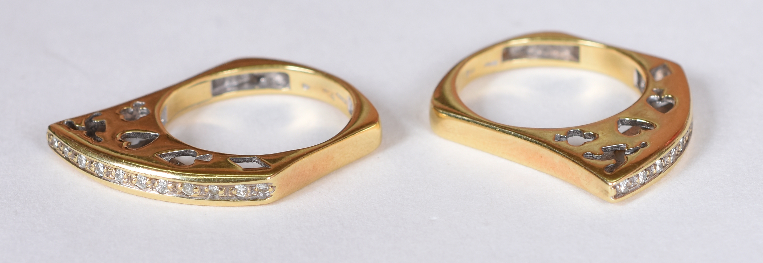Conjunto de anéis de ouro 18 k com detalhes em brilhantes. Aro 19... - foto 6 de 7