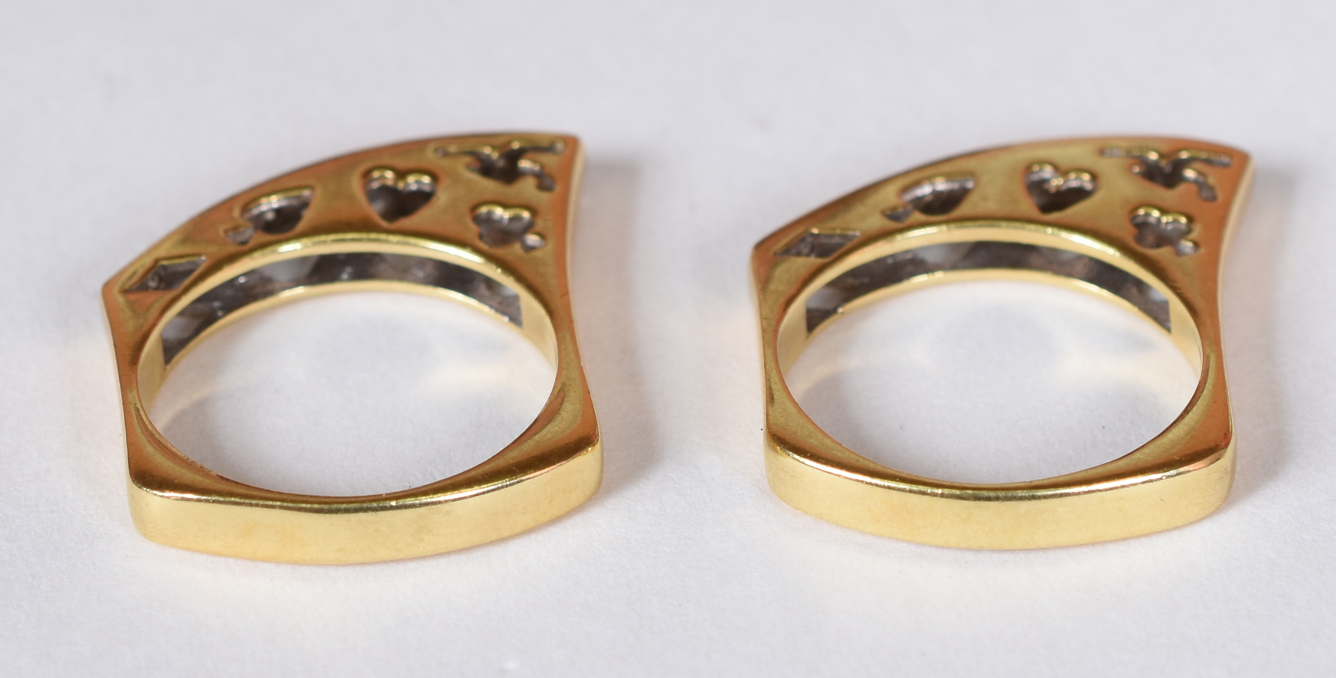 Conjunto de anéis de ouro 18 k com detalhes em brilhantes. Aro 19... - foto 7 de 7