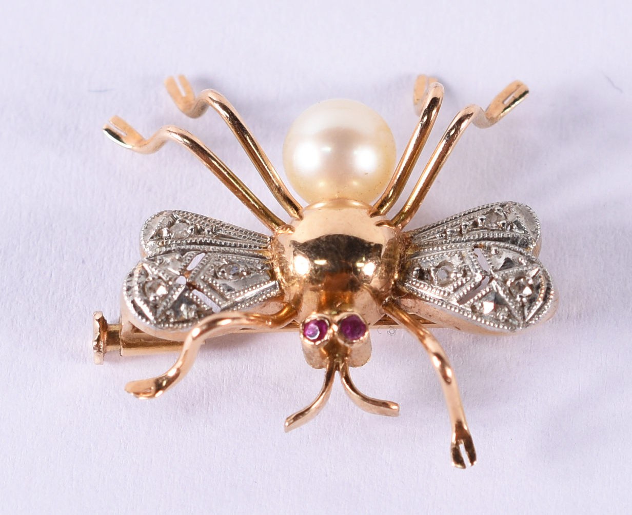 Broche tipo abelha de ouro 18 k branco e amarelo e brilhante. (por... - foto 2 de 3