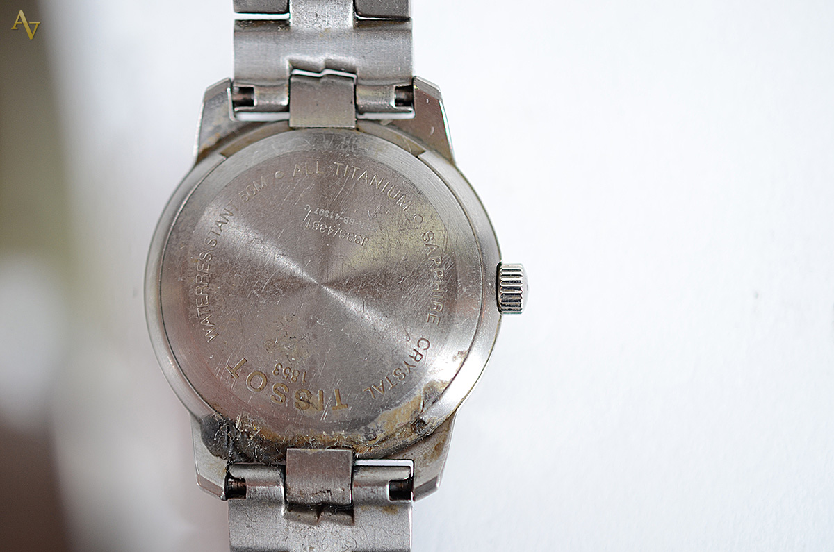 TISSOT - Relógio feminino, caixa (28 mm de diâmetro) e pulseira de... - foto 4 de 5