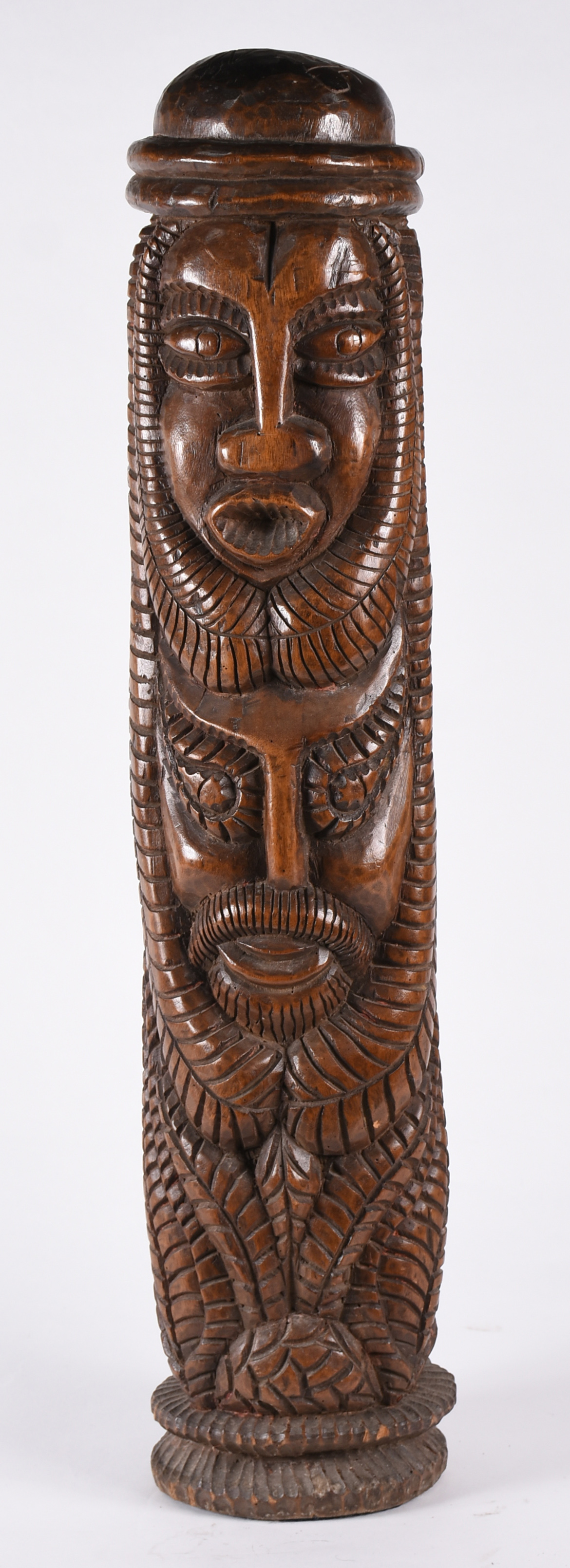 Arte popular - talha de madeira , datada 75 , assinada. - foto 1 de 5