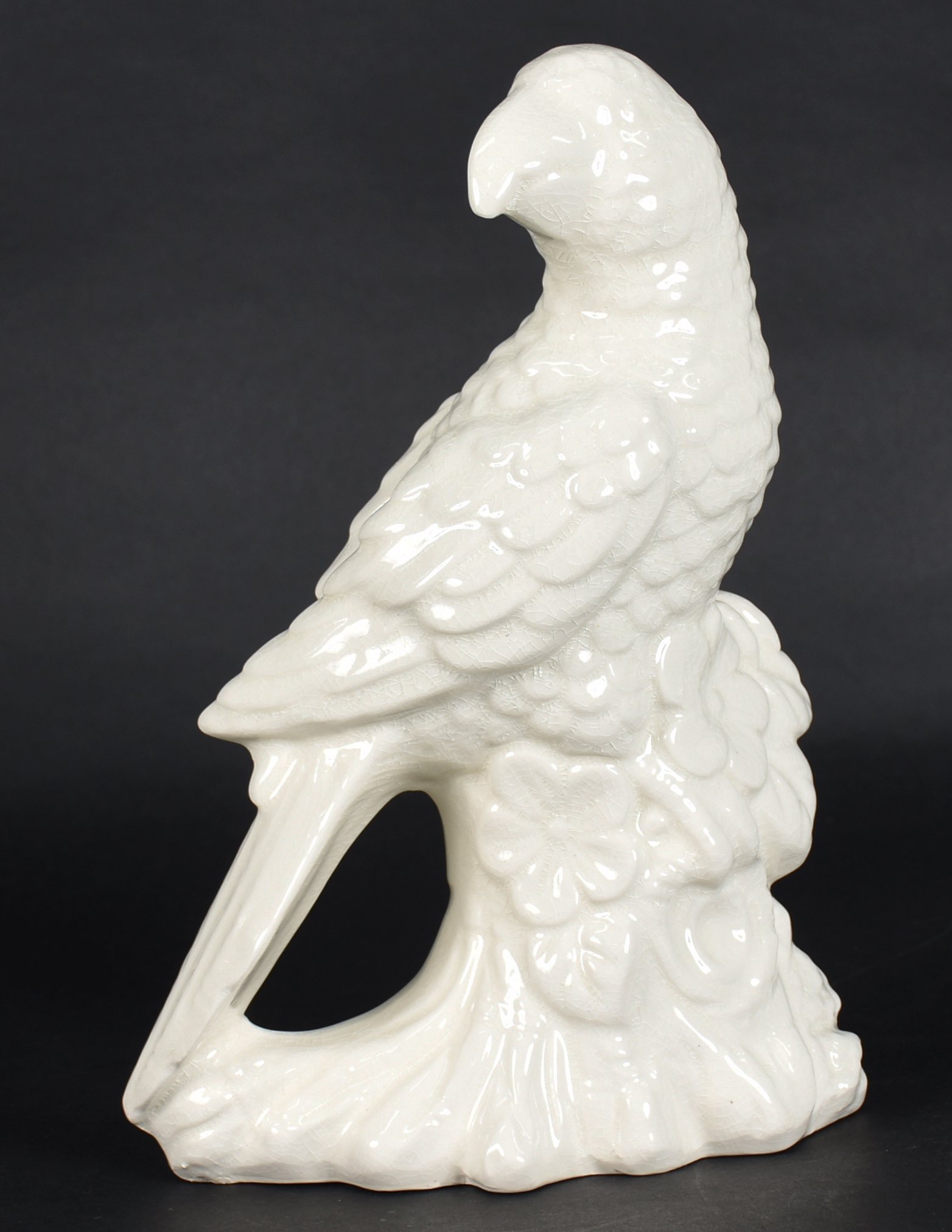 Pássaro de porcelana branca. - foto 2 de 5