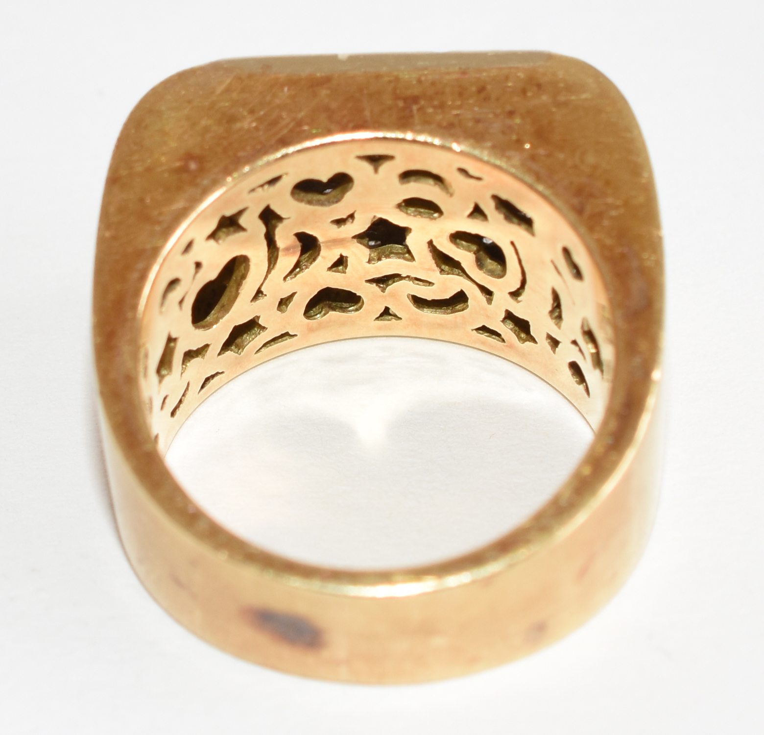 Anel Natan de ouro 750 com 80 pontos aproximadamente de pedra... - foto 4 de 4