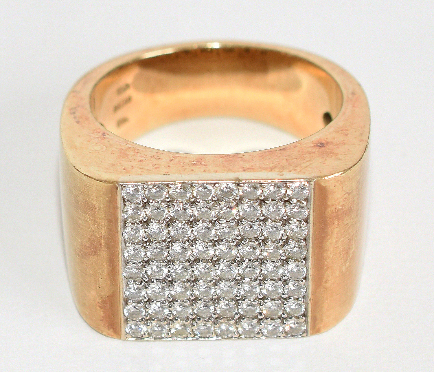 Anel Natan de ouro 750 com 80 pontos aproximadamente de pedra... - foto 2 de 4