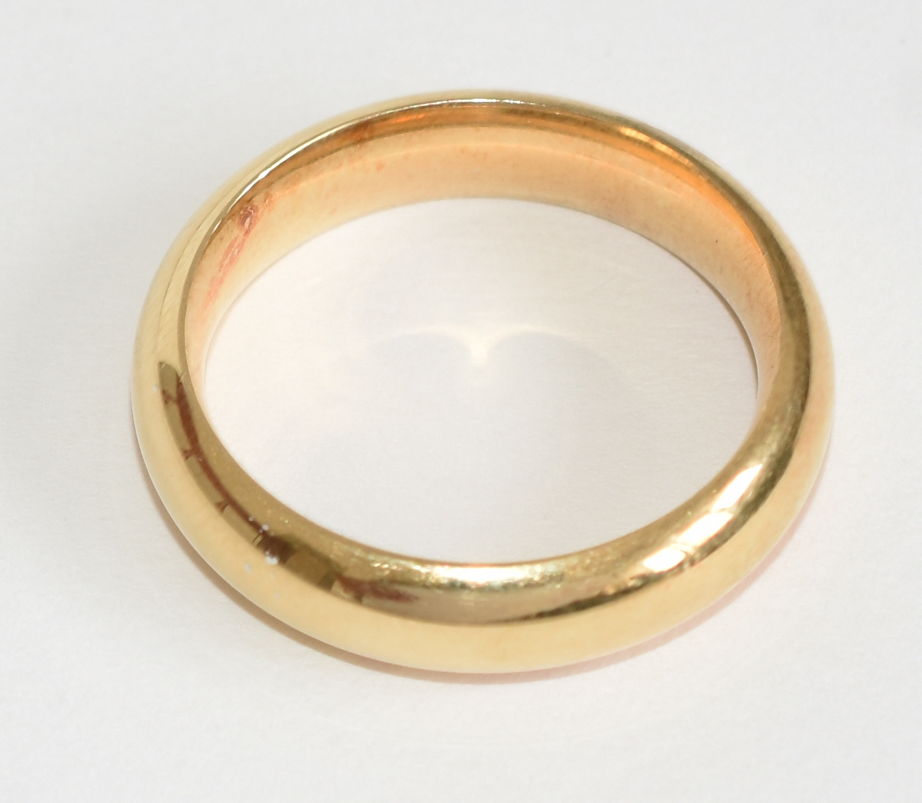 Aliança Bruner de ouro 750, 18 k. Aro 27. (Por questão de segurança a... - foto 1 de 3