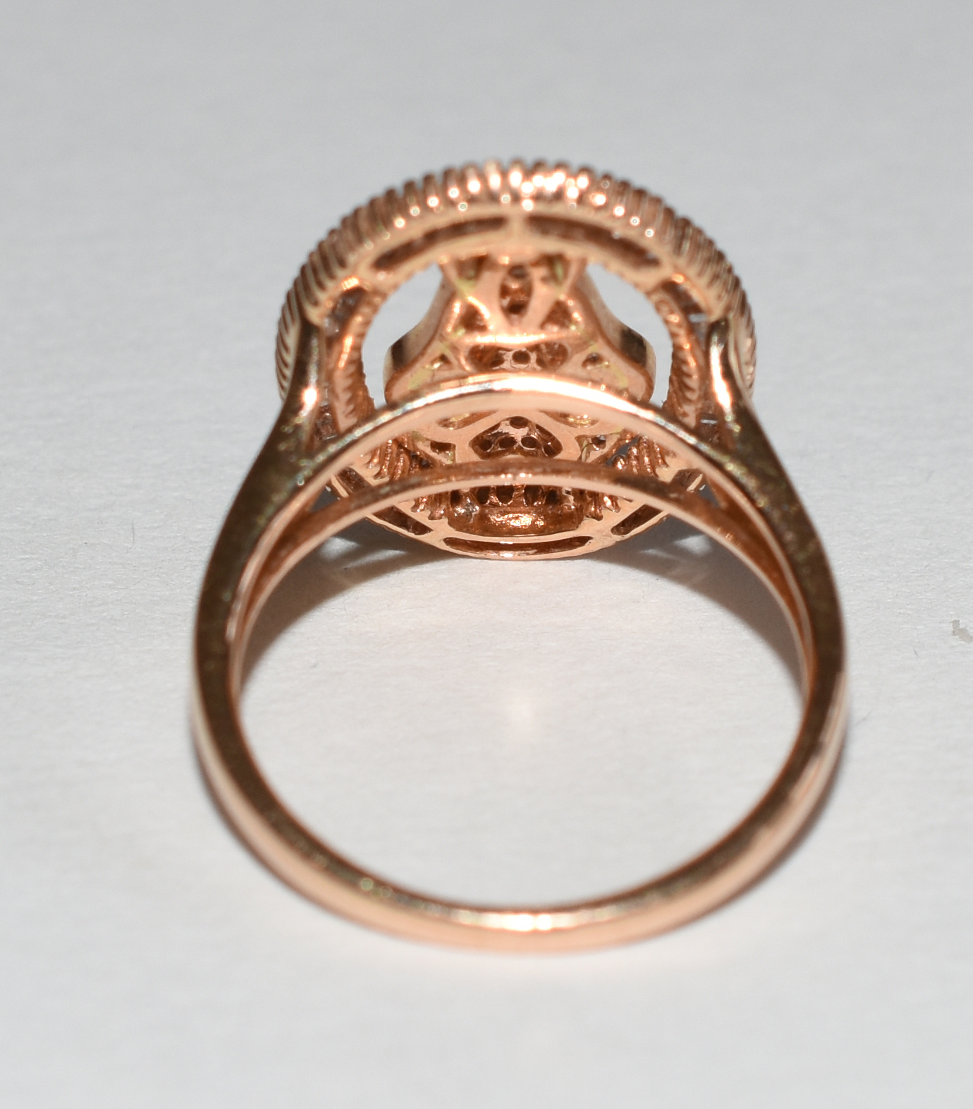 Anel de ouro 750, 18 k rosa com figura de N.Sra. , tendo 1,5 cts de... - foto 4 de 4