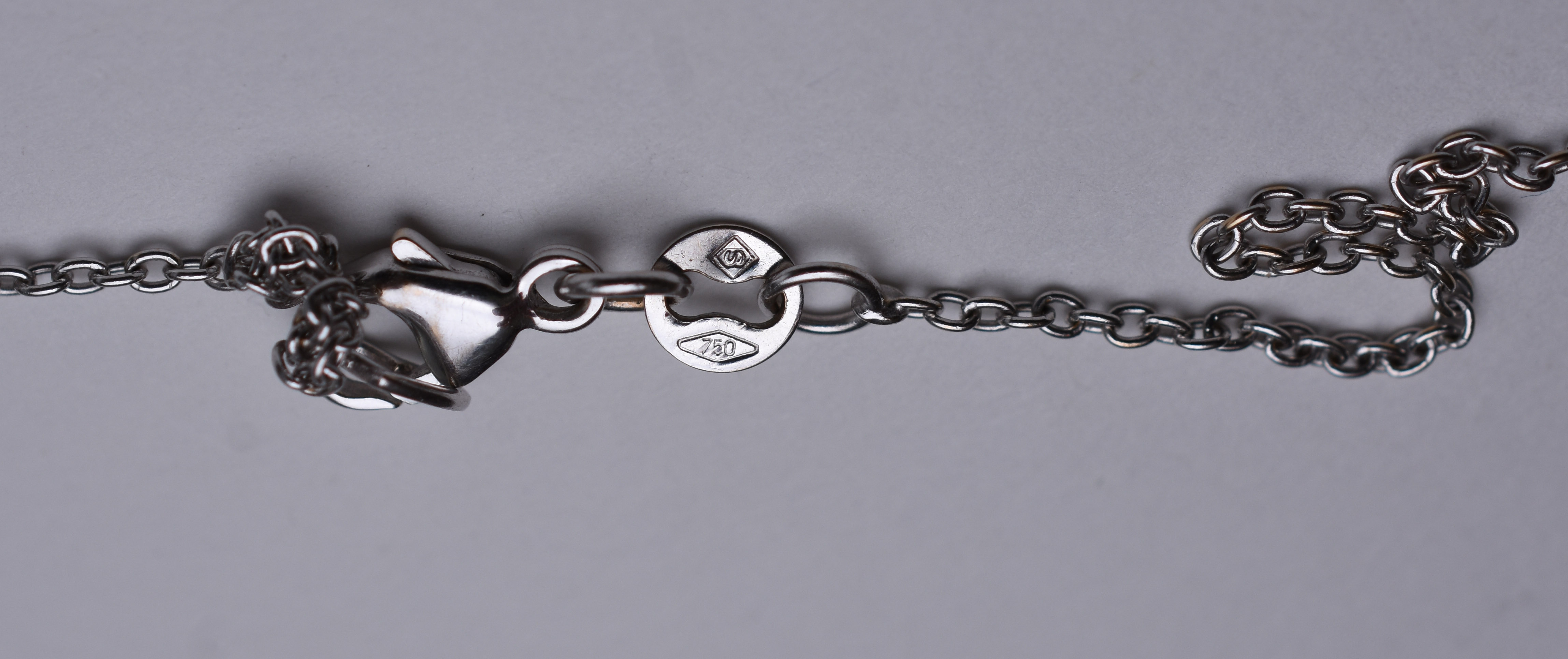 Cordão de ouro branco 750 e pendente na forma de cruz da Amsterdam... - foto 3 de 4