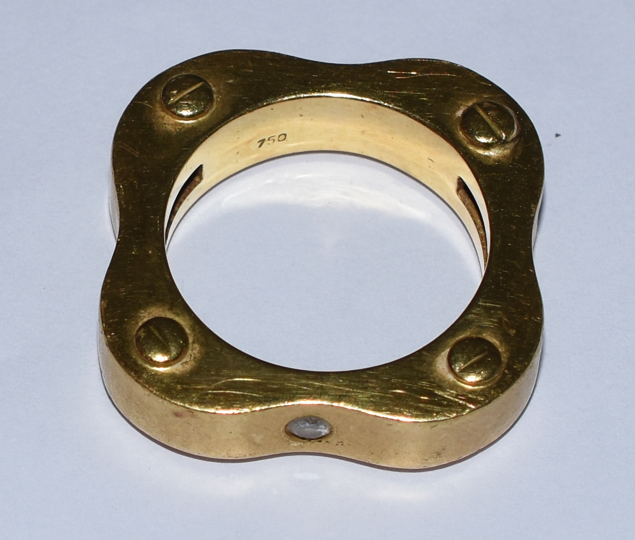 Anel de ouro 750 com brilhantes de 8 pontos. Aro 84. (Por questão de... - foto 4 de 5