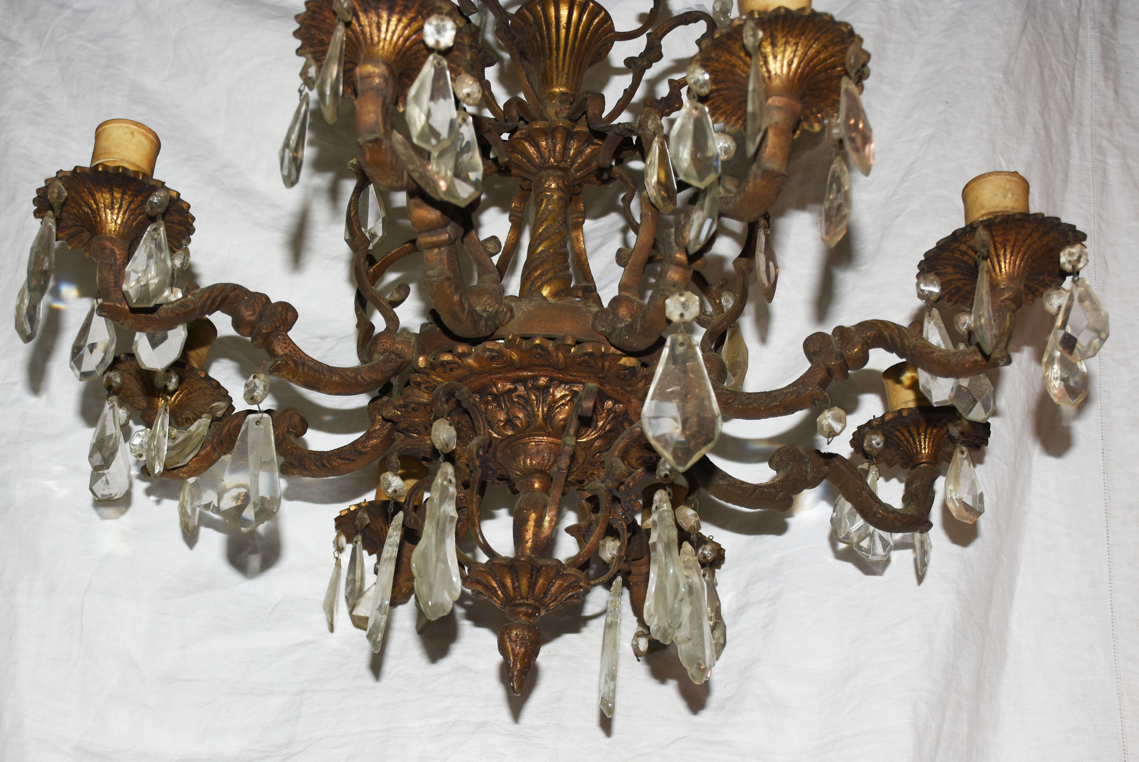 Lustre de metal com placas de cristal. - foto 3 de 3