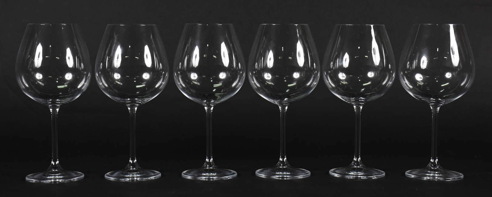 Seis taças de cristal da bohemia para vinho 650 ml - foto 1 de 2