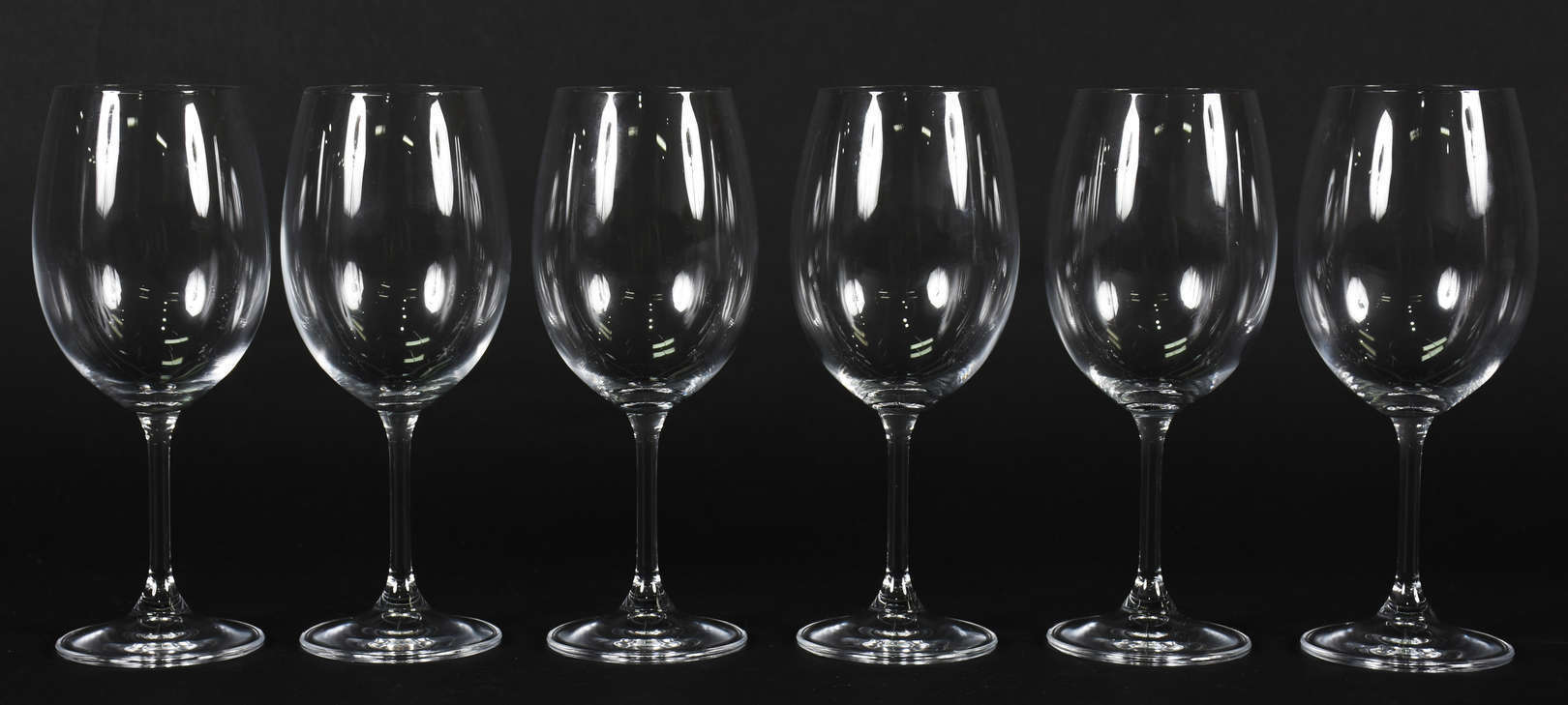 Seis taças de vinho branco de cristal da Bohemia 430 ml - foto 1 de 2