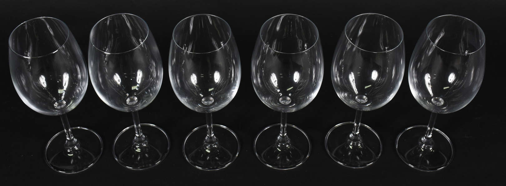 Seis taças de vinho branco de cristal da Bohemia 430 ml - foto 2 de 2
