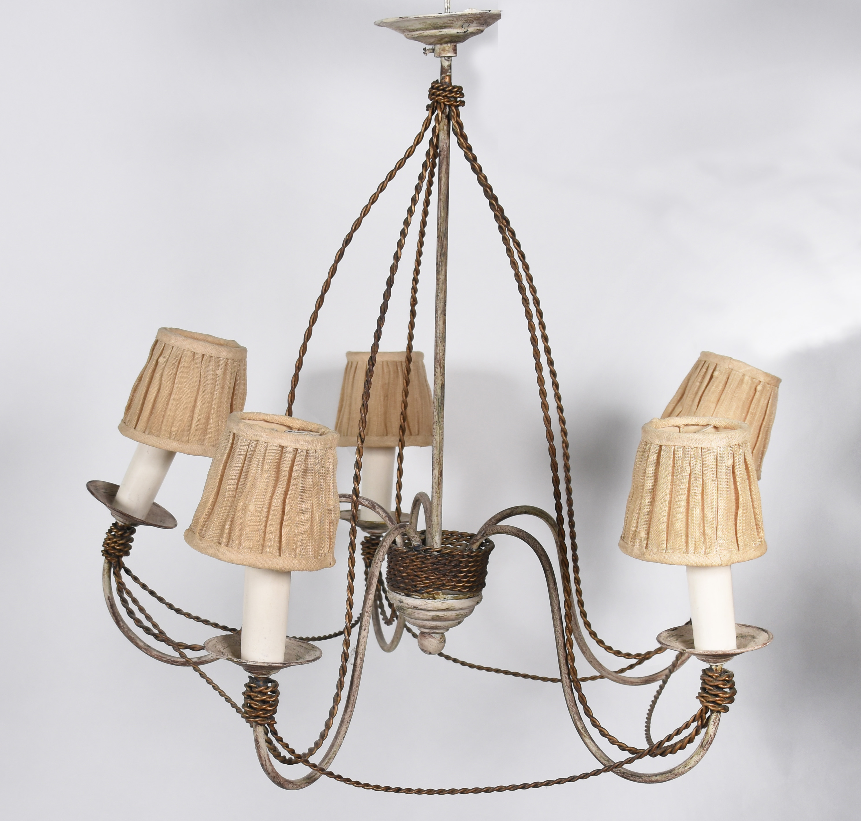 Lustre para 5 luzes de metal. - foto 1 de 2