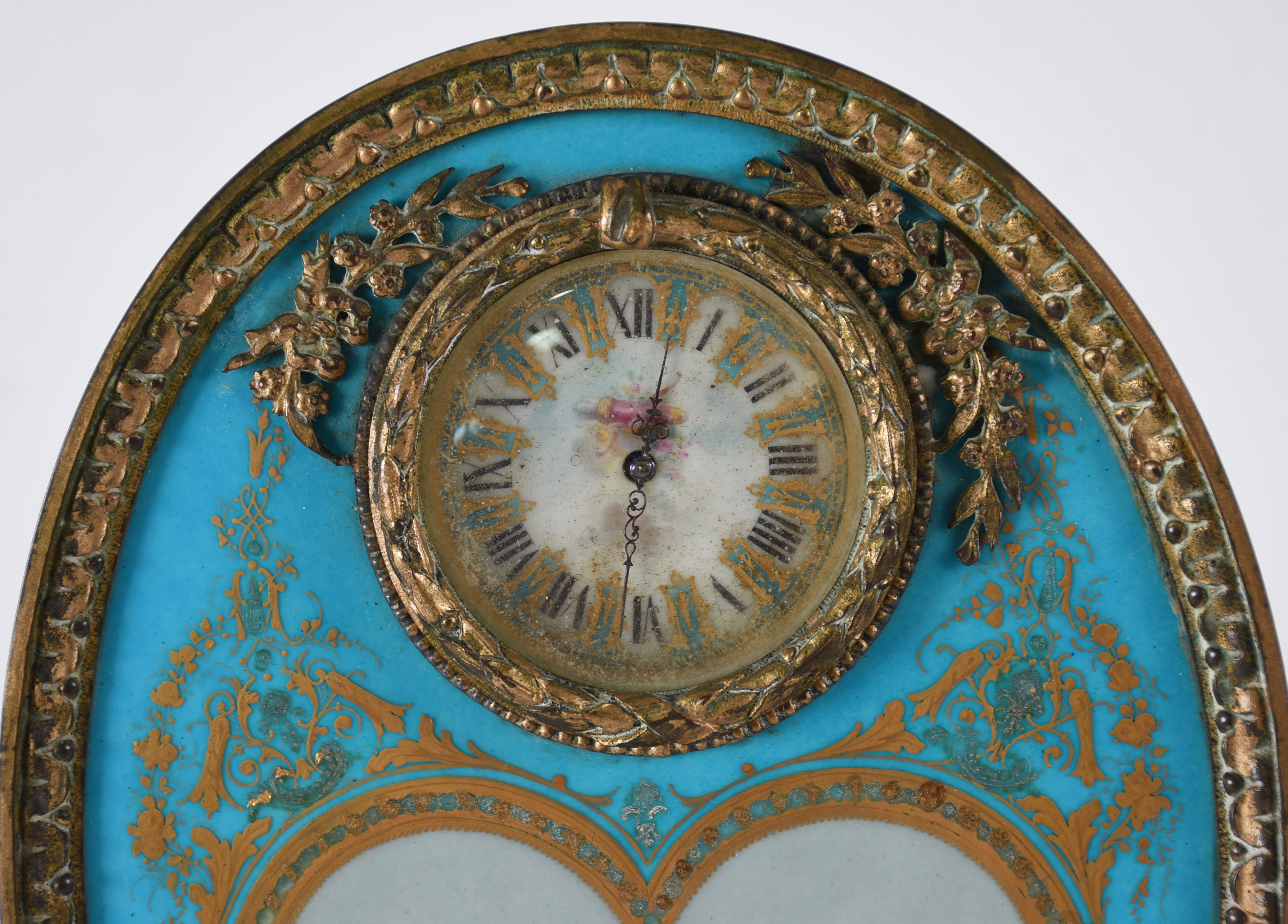 Placa de bronze e porcelana francesa azul turquesa decorado com... - foto 2 de 5
