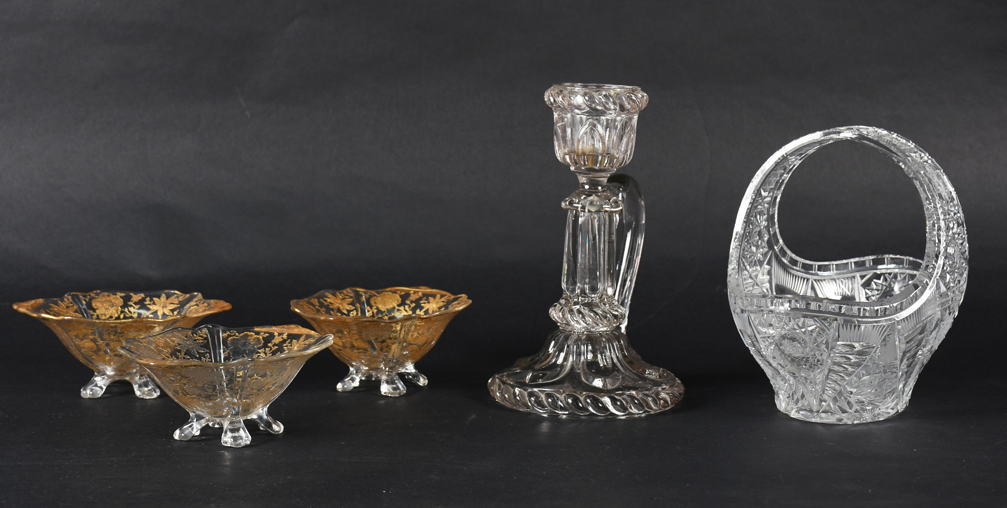 Diversas peças de cristal : Cesta, castiçal e 3 bowls. - foto 3 de 5