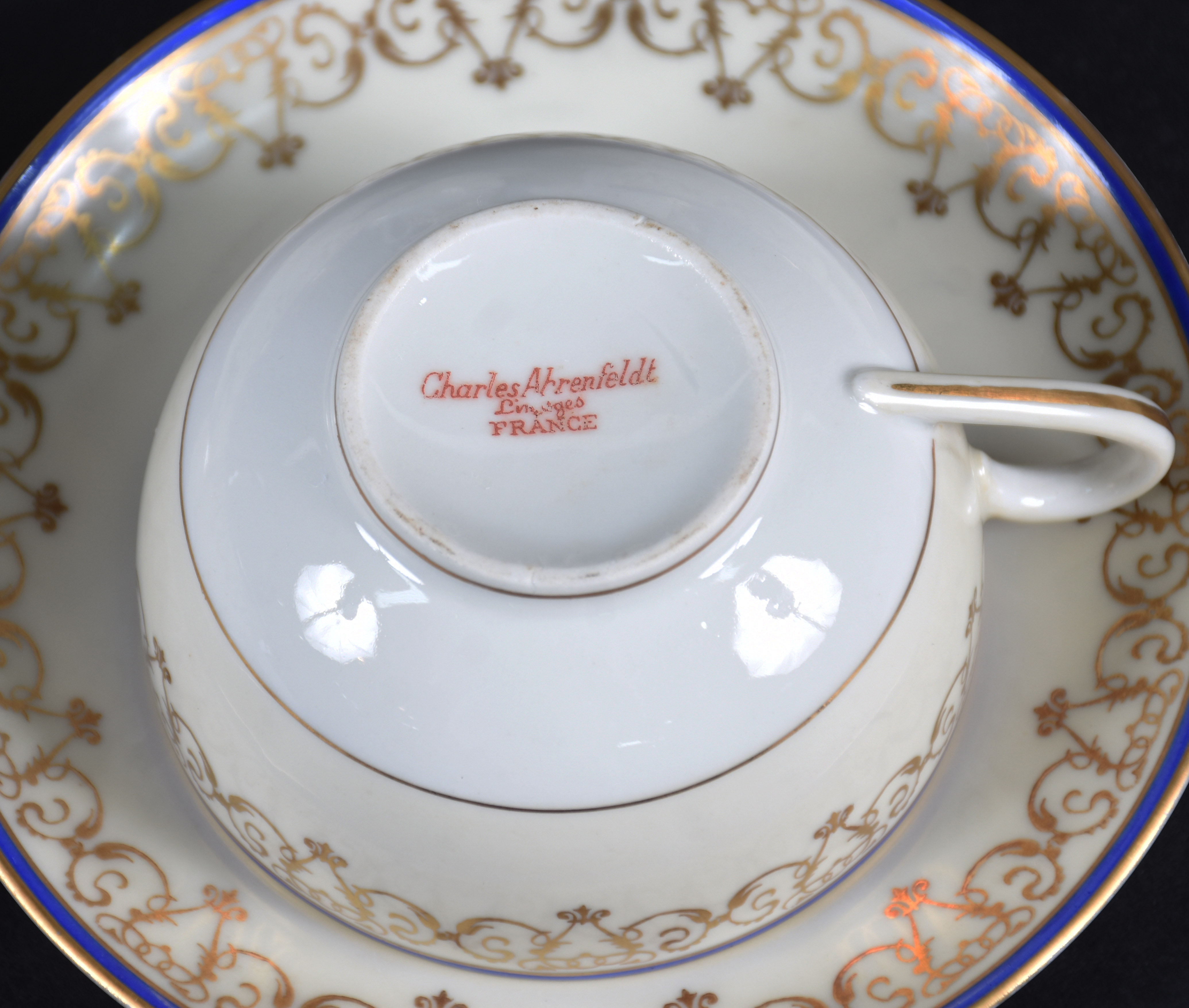 Aparelho para chá de porcelana francesa de Limoges composto de 12... - foto 4 de 4