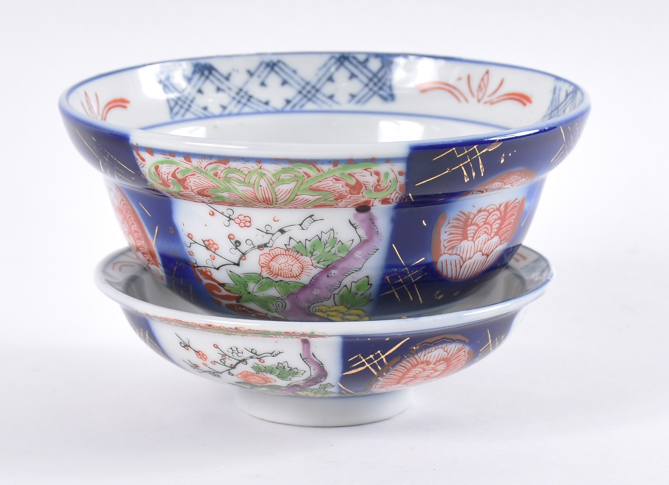 Quatro bowls orientais com pratinhos e 1 castiçal em forma de flor(... - foto 3 de 5