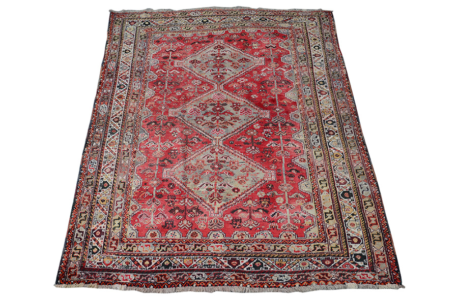 Tapete Shiraz. Medidas 2,80 x 2,00 m.
