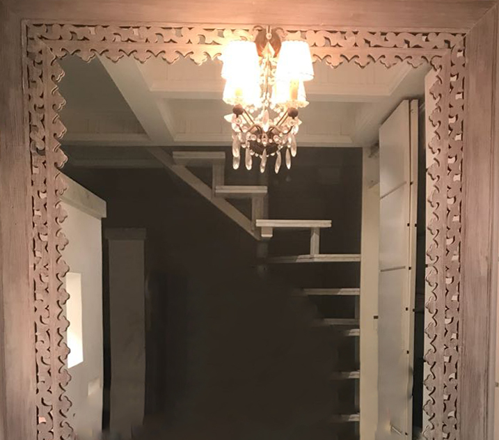 Espelho com arandela para 2 luzes e contas de cristal, moldura de... - foto 3 de 3
