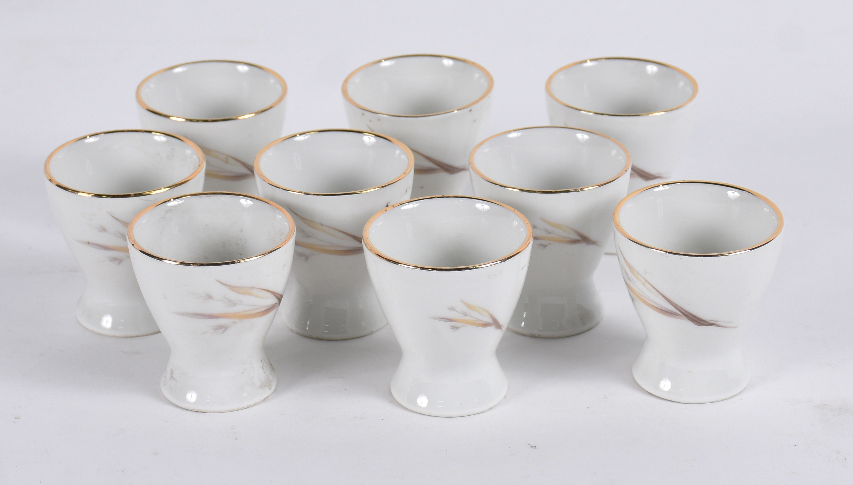 Nove porta ovos de porcelana Alemã. - foto 1 de 4