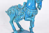Cavalo chines  de porcelana Bleu de Chine. - Cavalo chines  de porcelana Bleu de Chine.