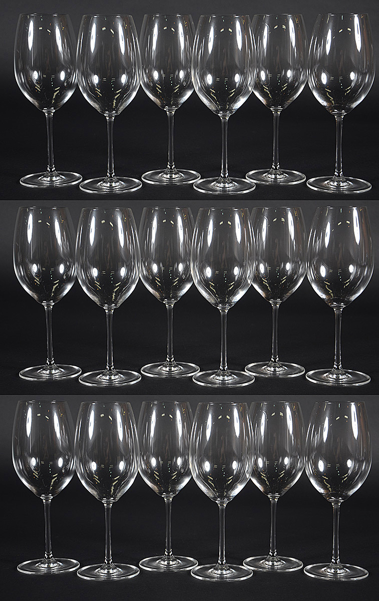 Dezoito cálices para vinho feitio balloon.