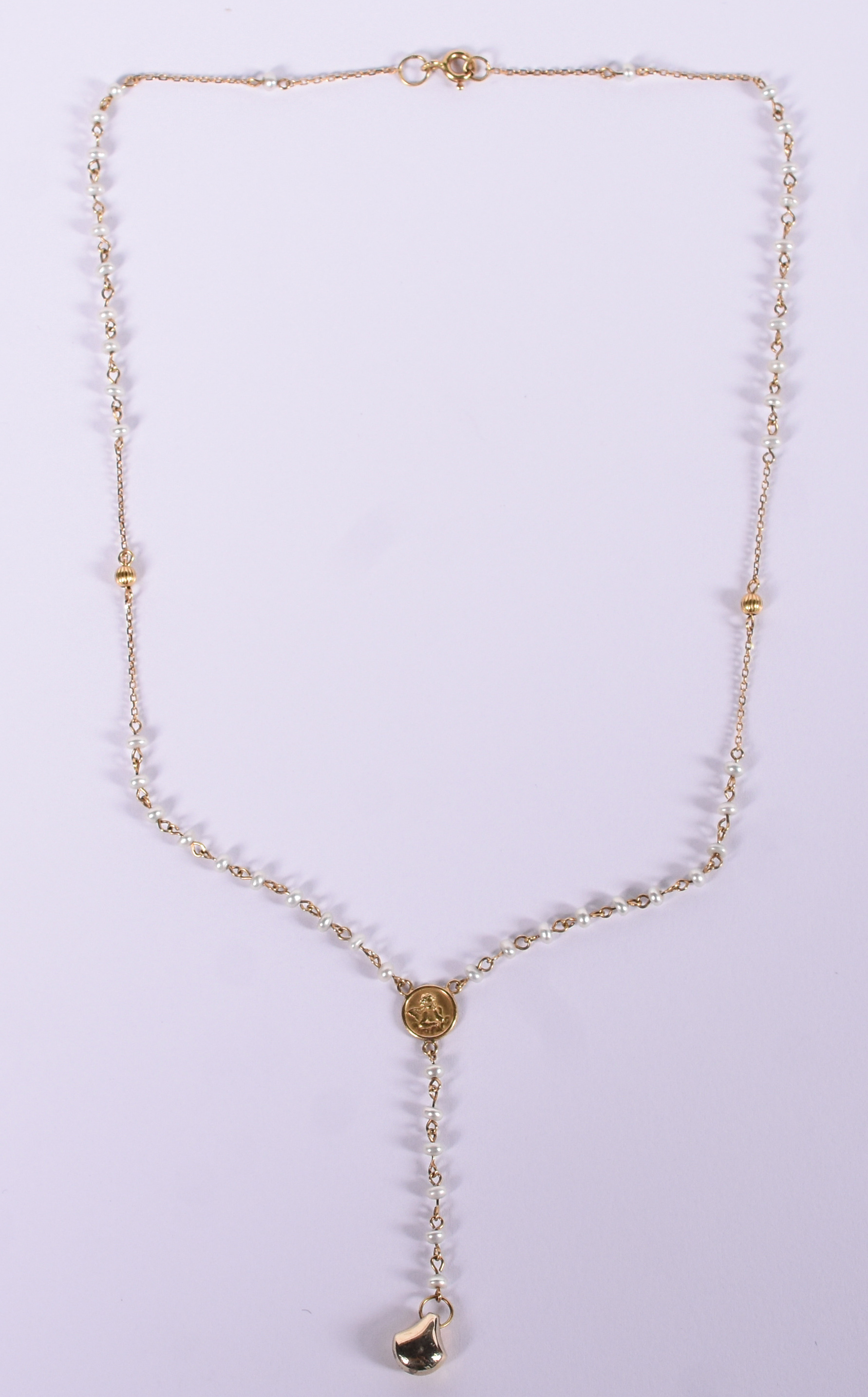Colar de ouro 18 k com mini pérolas, comprimento 40 cm. - foto 2 de 5