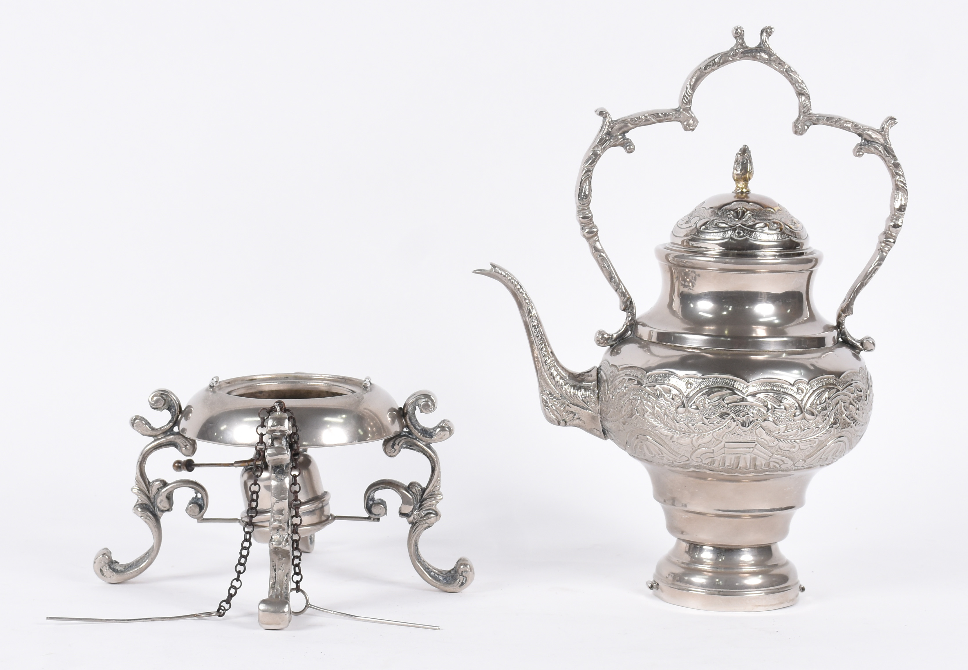 Samovar de metal prateado. - foto 4 de 5