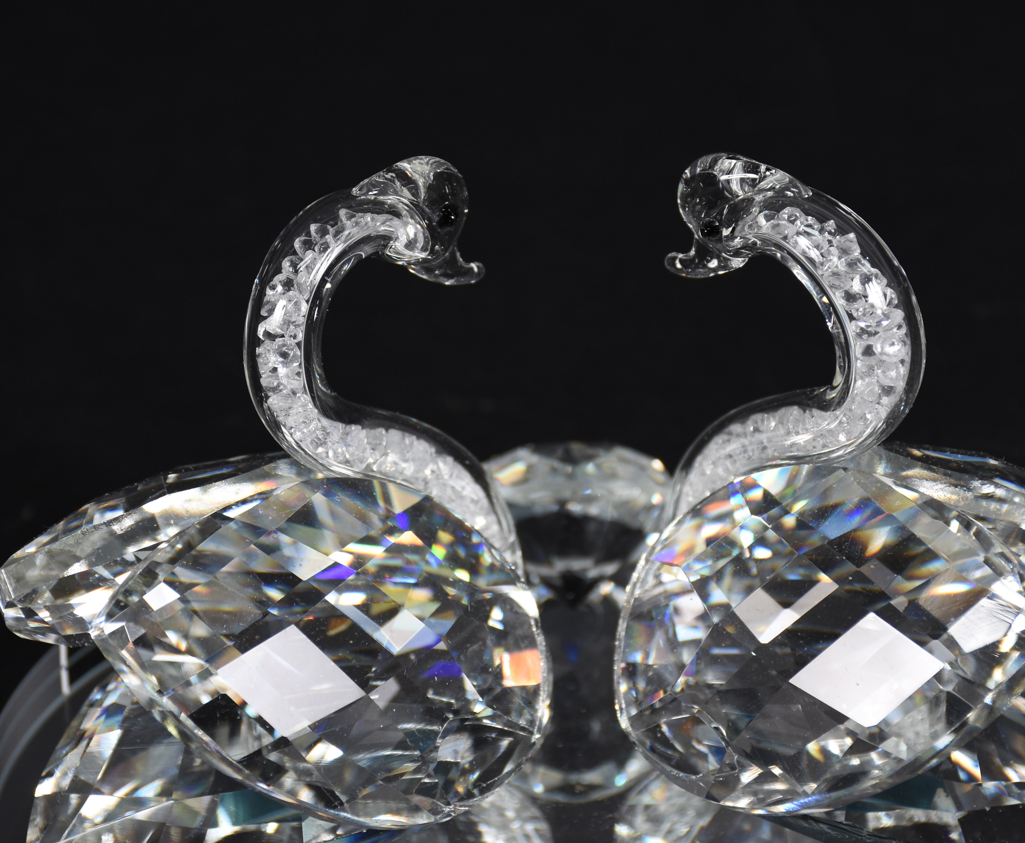Casal cisnes de cristal bisotado. - foto 5 de 5