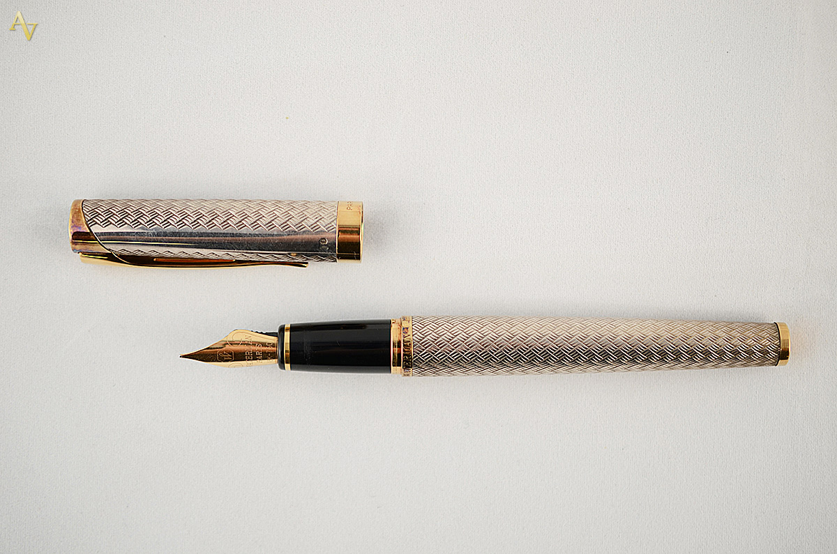 WATERMAN - Caneta tinteiro francesa em prata com detalhes em ouro... - foto 2 de 3