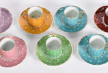 Conjunto com 7 xicaras com pires para café de p... - Conjunto com 7 xicaras com pires para café de porcelana nacional.