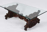 Mesa de centro com base de madeira torneada e t... - Mesa de centro com base de madeira torneada e tampo de vidro
