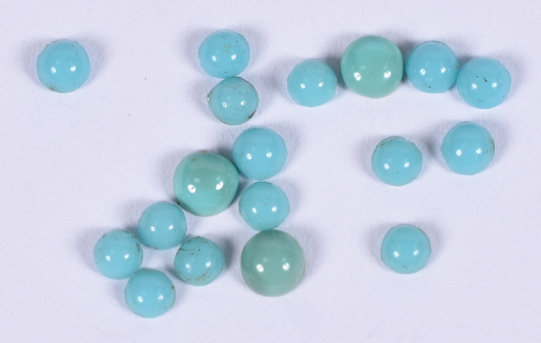 Lote com pequenas pedras turquesas, 4 cts. - foto 1 de 2