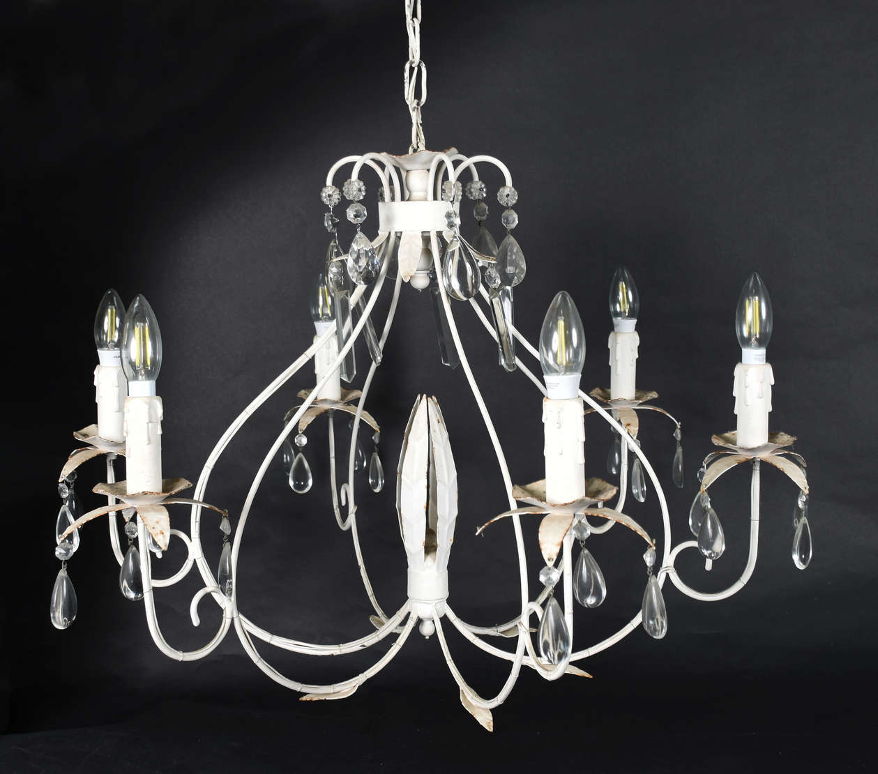 Lustre para 6 lâmpadas de metal pintando de branco com pingentes de... - foto 2 de 2