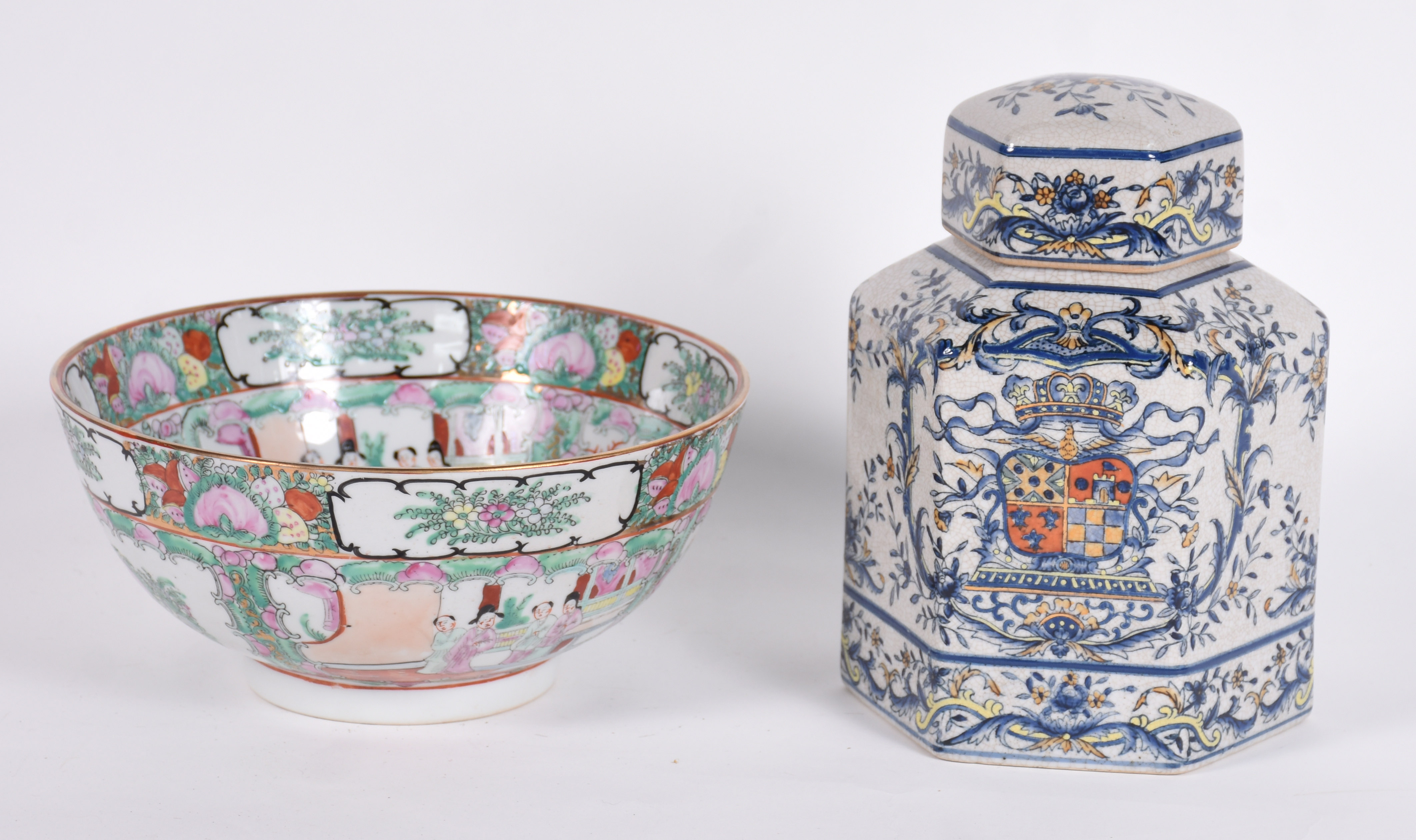 Duas peças de porcelana oriental sendo um bowl ao gosto da família... - foto 1 de 6