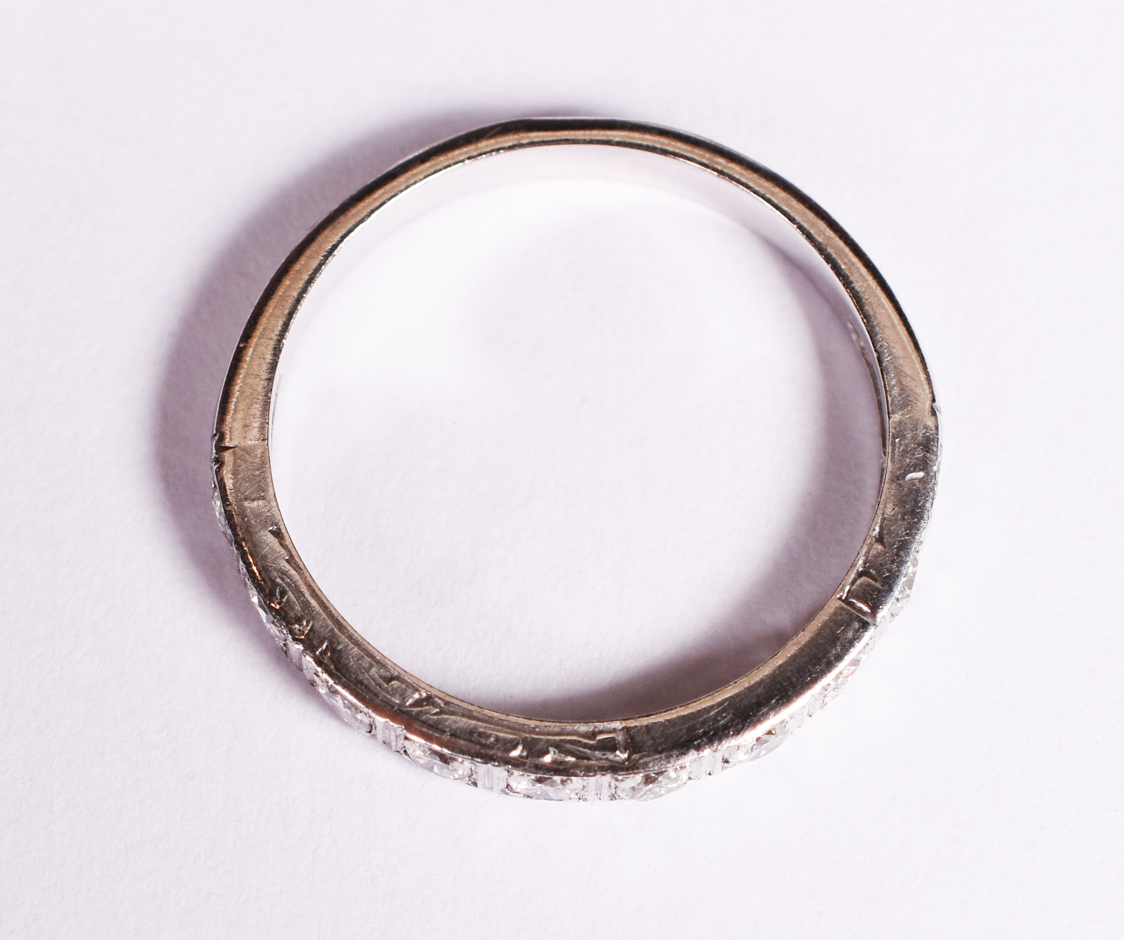 Anel de ouro branco 18 k, com 10 brilhantes de 0,5 ct cada, com total... - foto 3 de 4