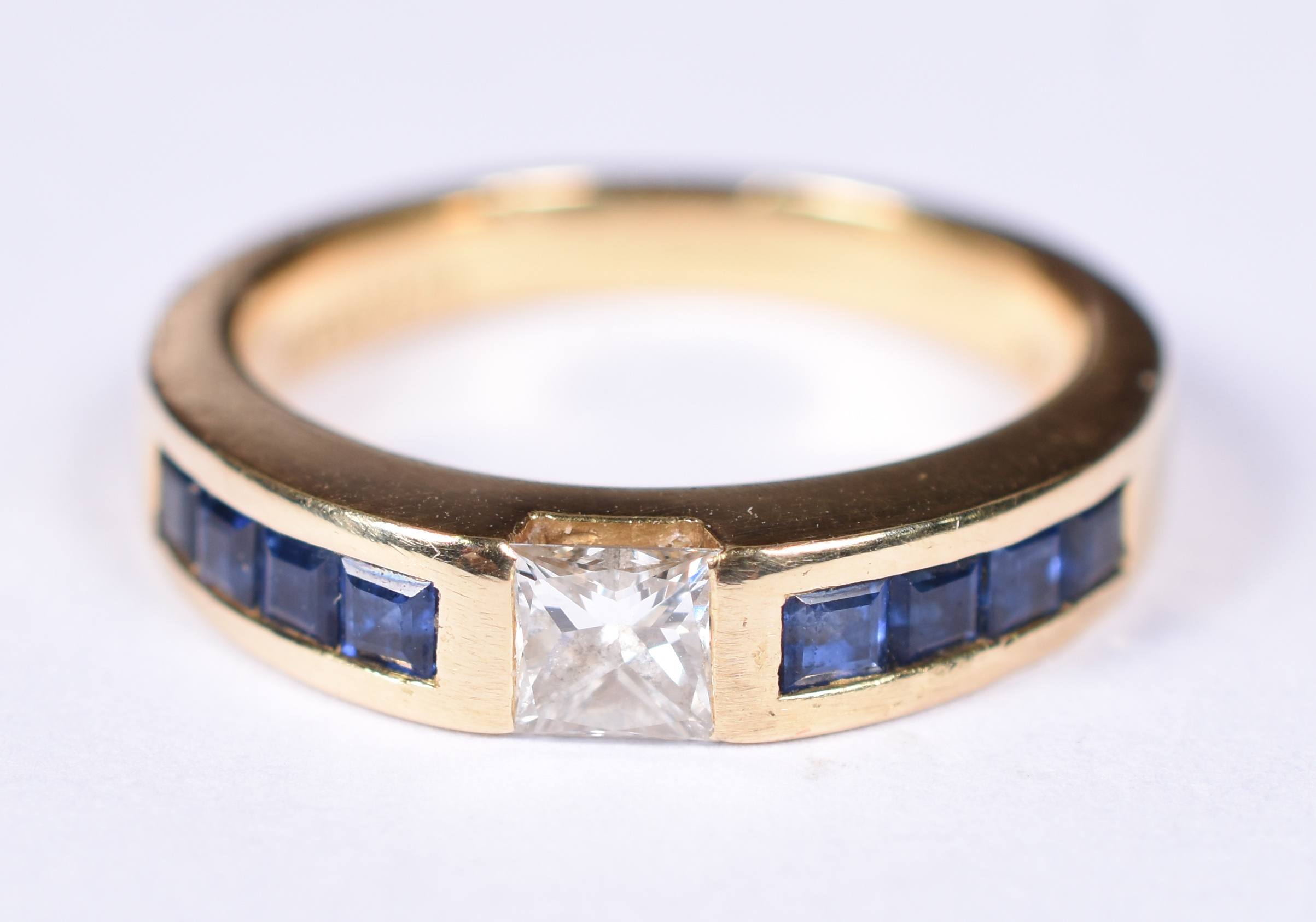 Anel de ouro amarelo 18 k Tifany, 1 brilhante de aproximadamente 0,25... - foto 1 de 5