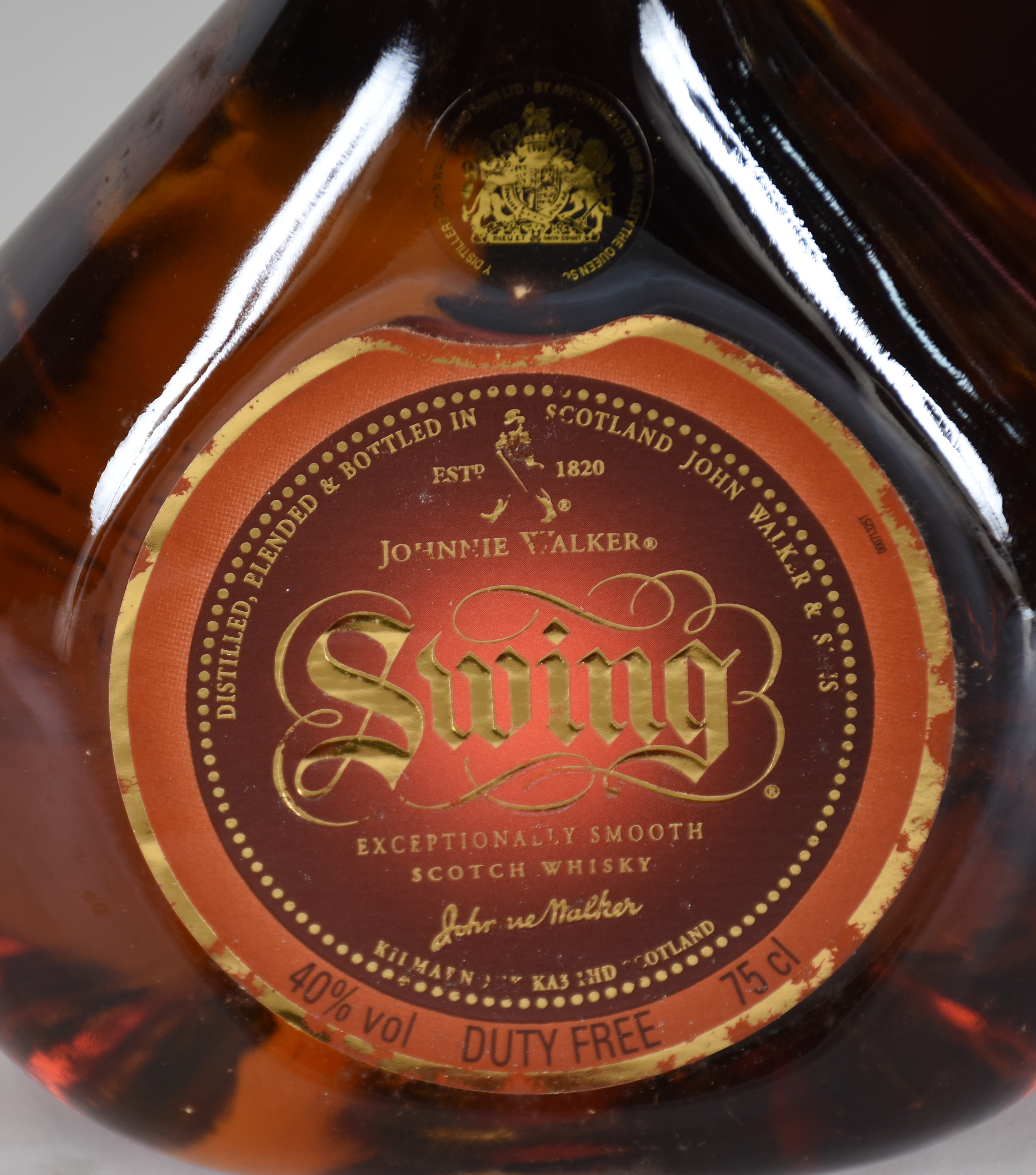 Tres garrafas de Whisky SWING, 750 ml, na embalagem. - foto 3 de 4